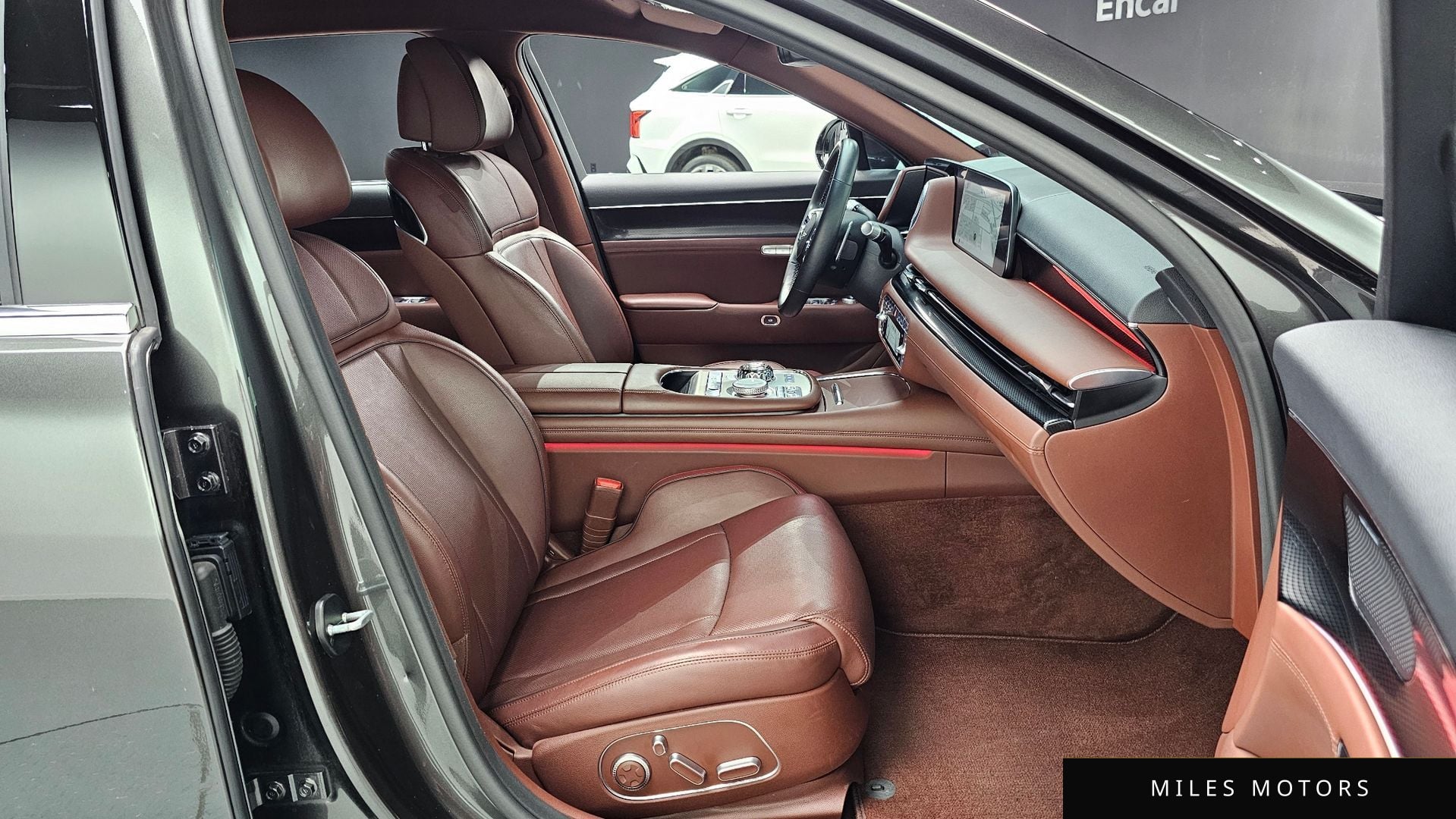 Genesis G90 (RS4) 2022 — миниатюра 12