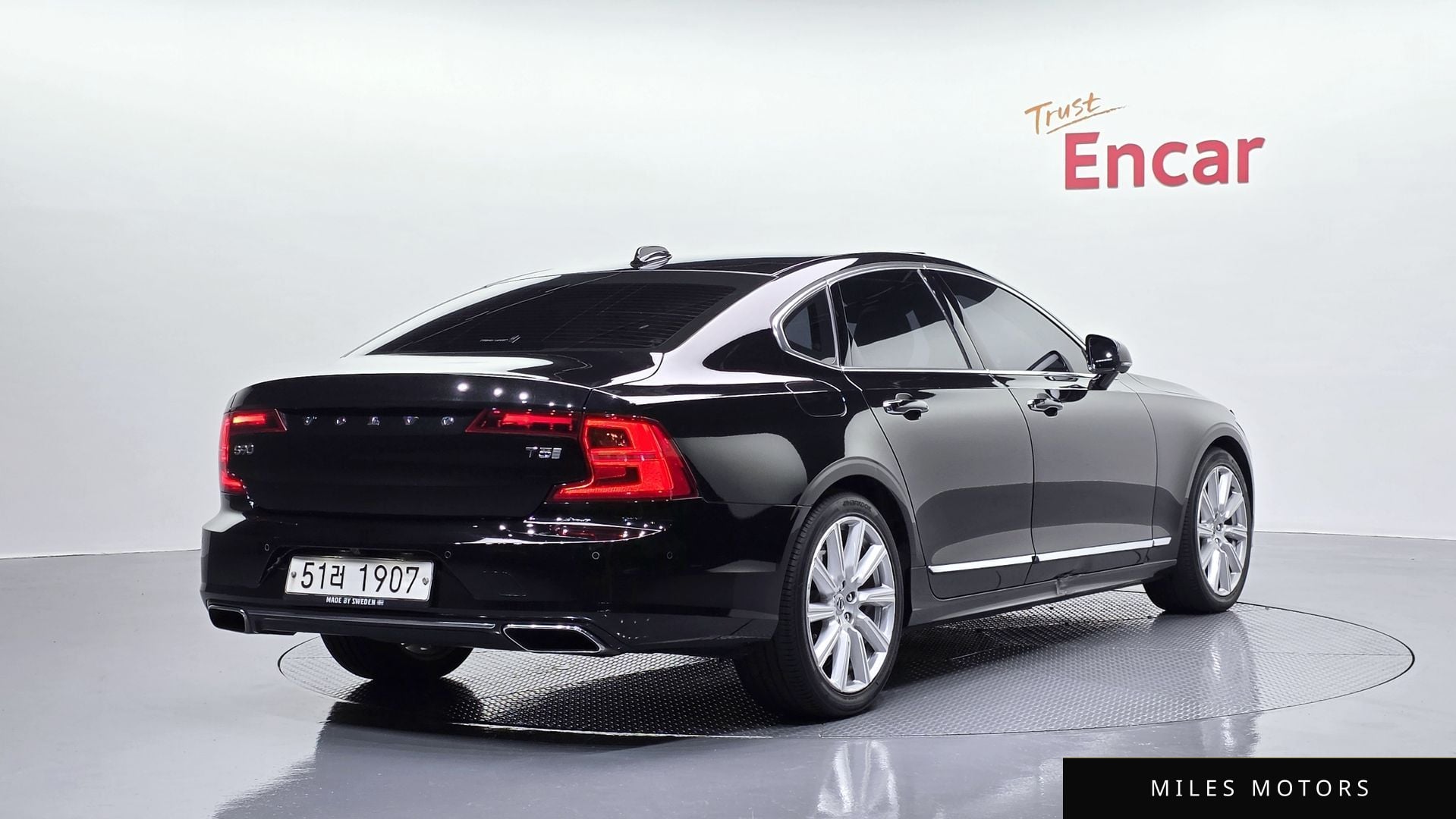 Volvo S90 2019 — миниатюра 2
