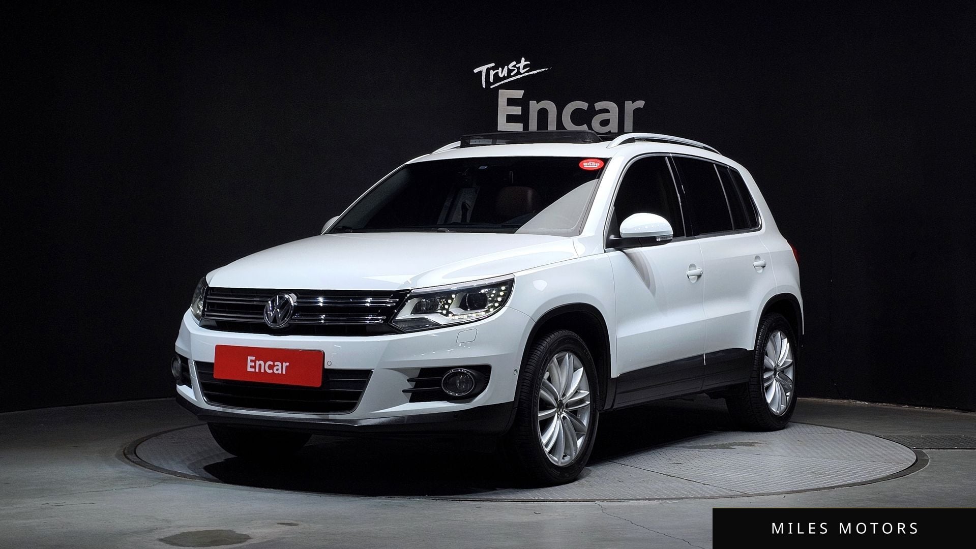 Volkswagen Tiguan 2015 — фото 1 из 12
