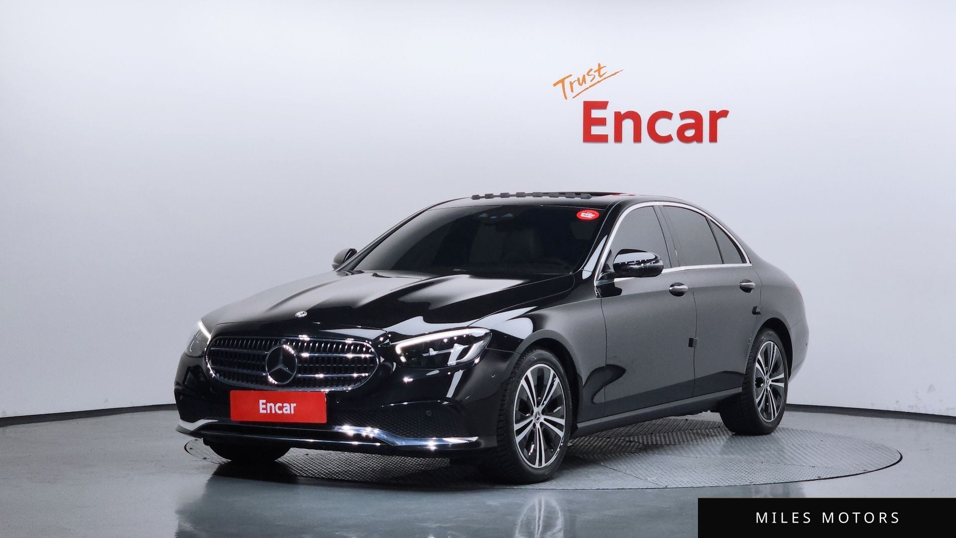 Mercedes-Benz E-Class W213 2022 — фото 1 из 12