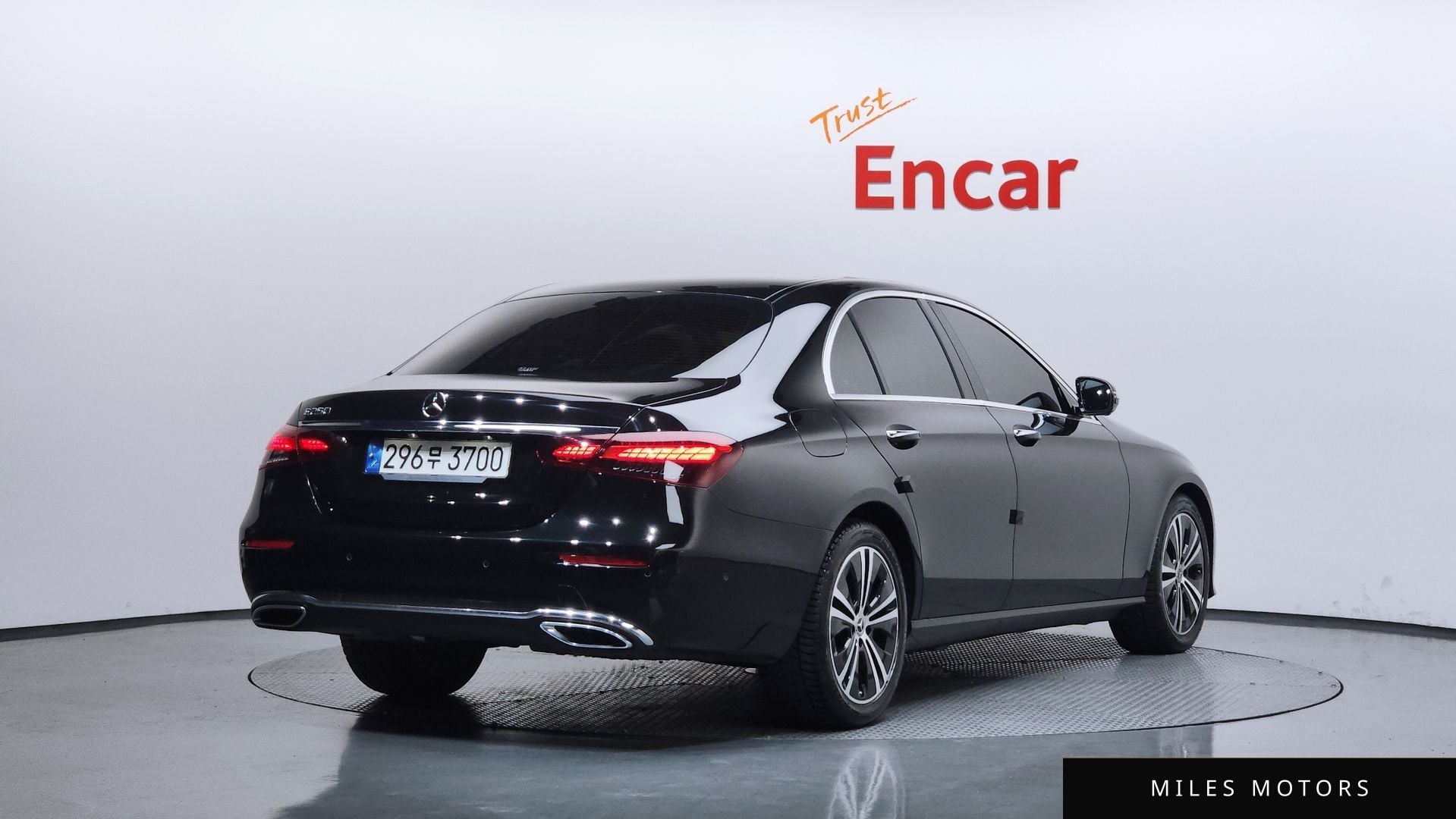Mercedes-Benz E-Class W213 2022 — миниатюра 2