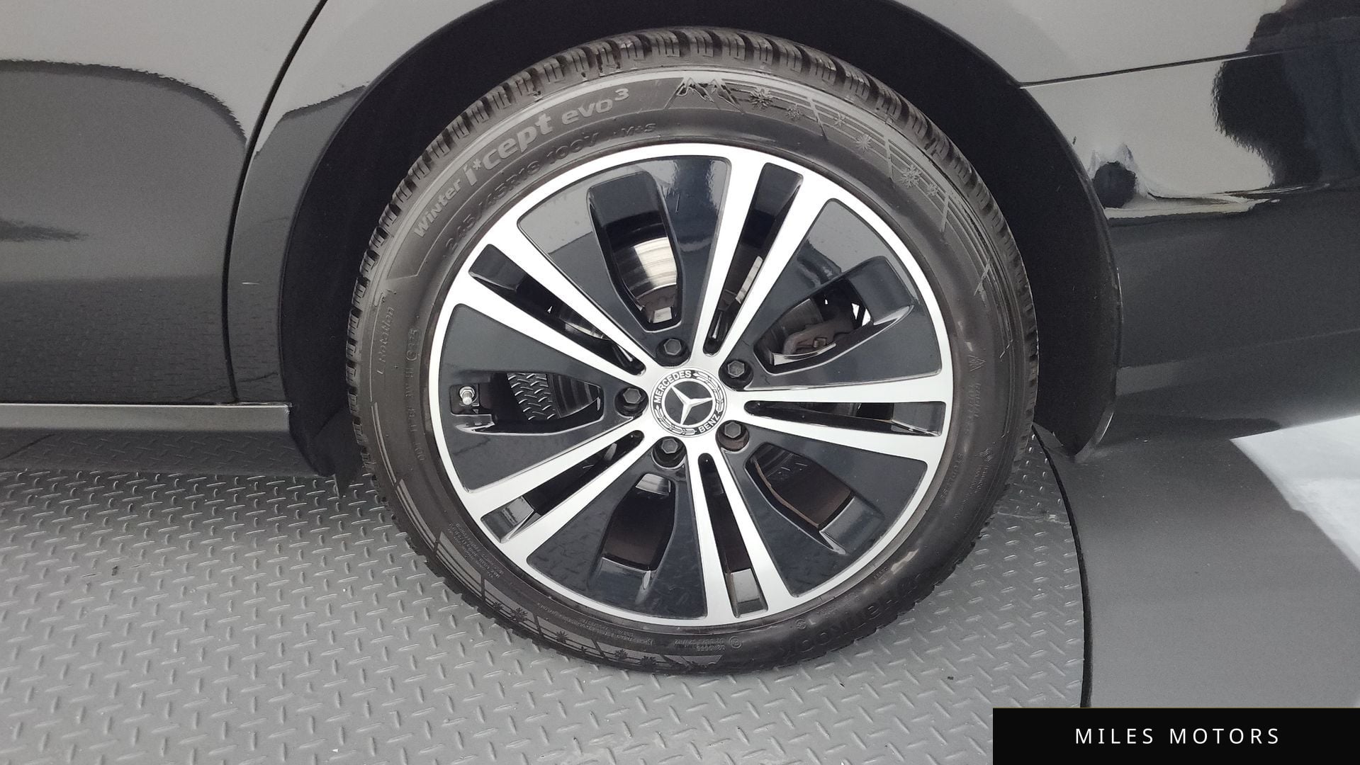 Mercedes-Benz E-Class W213 2022 — миниатюра 7