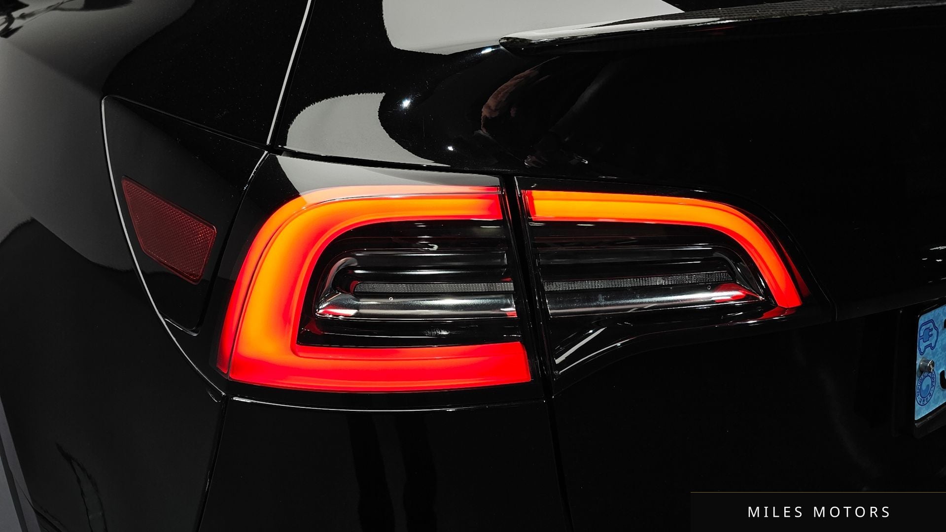 Tesla Model Y 2021 — миниатюра 9