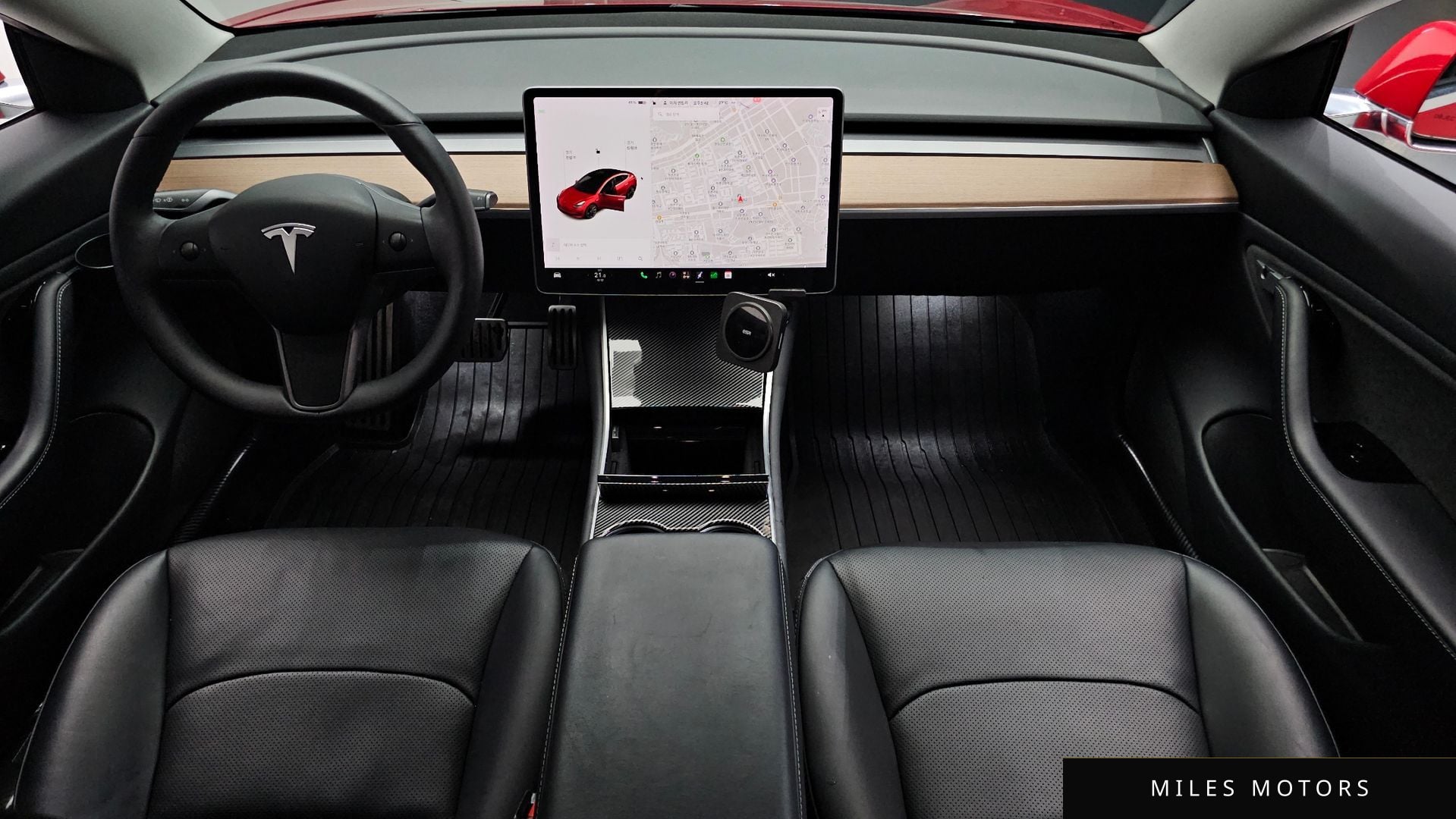 Tesla Model 3 2020 — миниатюра 10