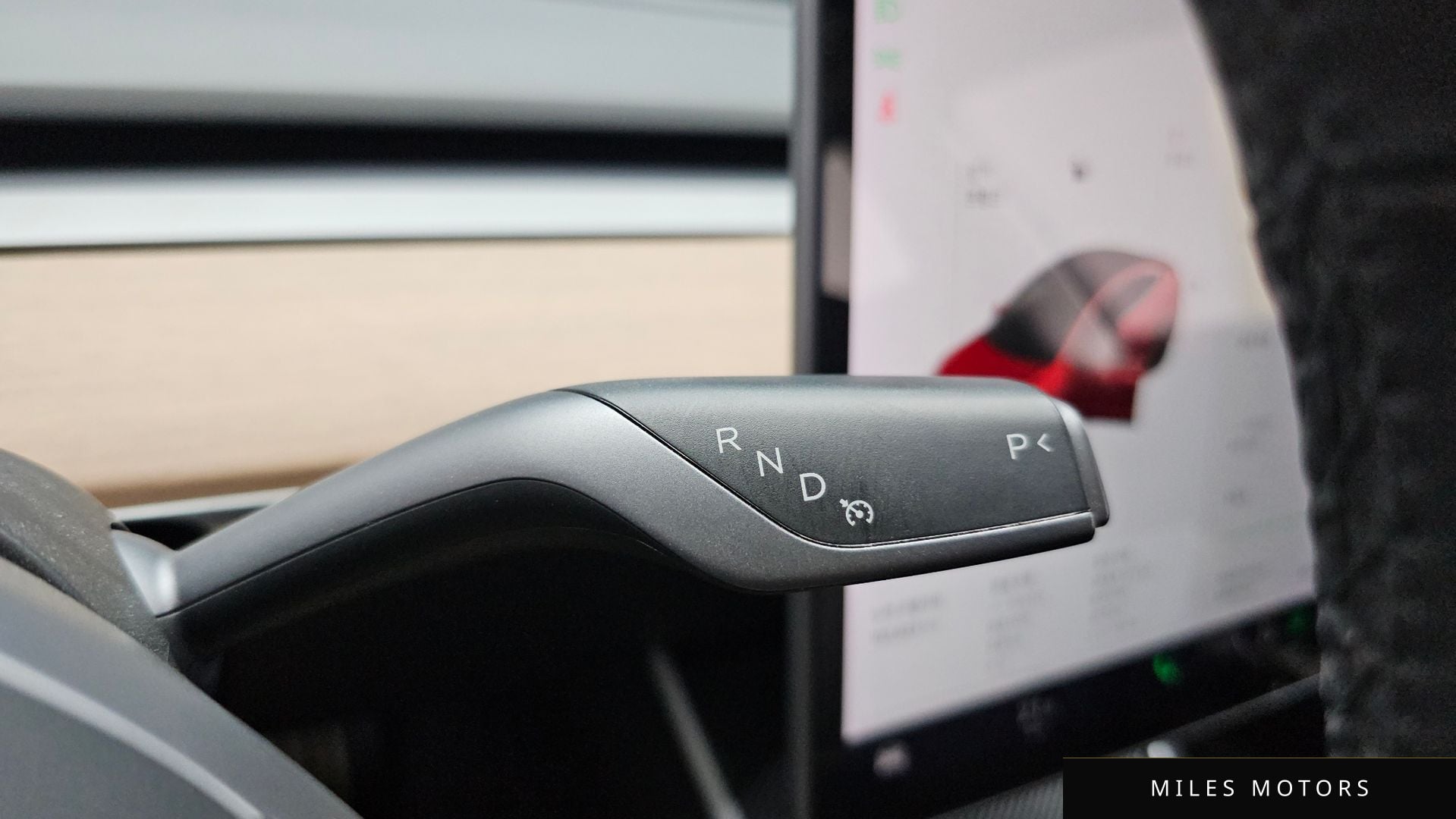 Tesla Model 3 2020 — миниатюра 12