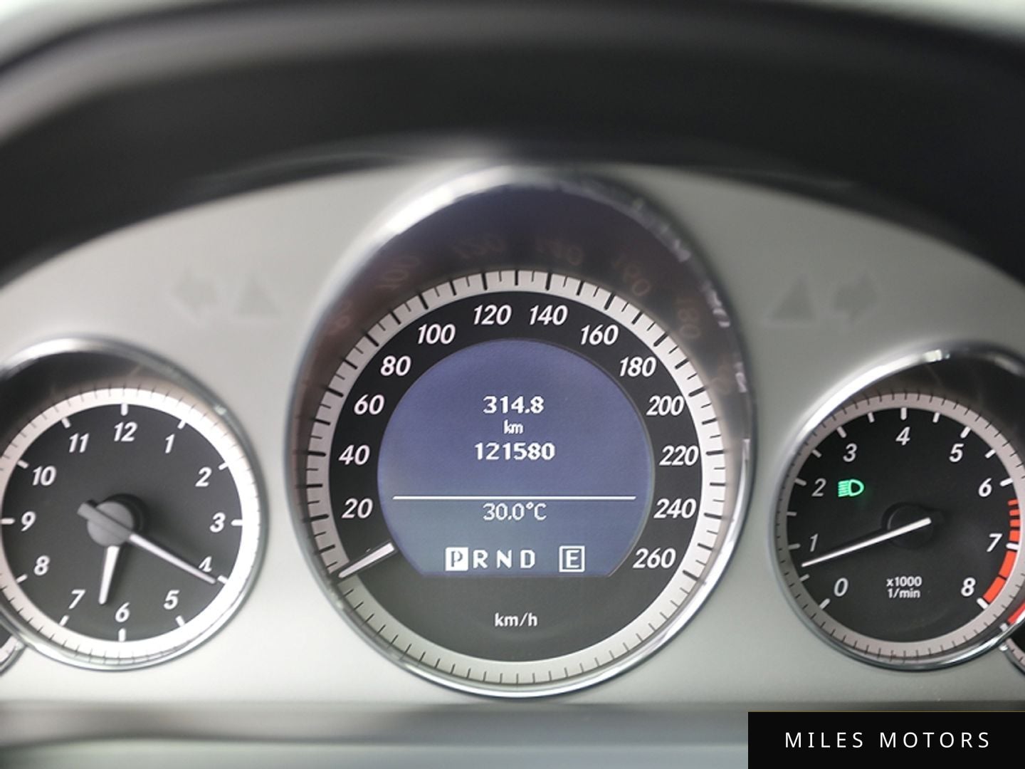 Mercedes-Benz E-Class W212 2011 — миниатюра 9