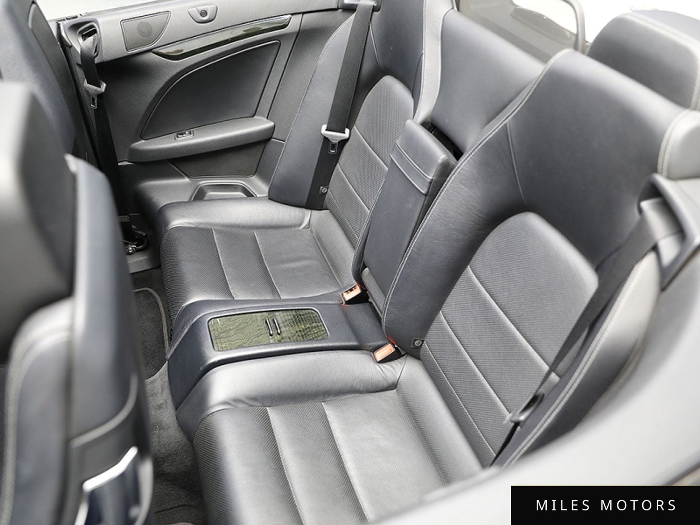 Mercedes-Benz E-Class W212 2011 — миниатюра 12