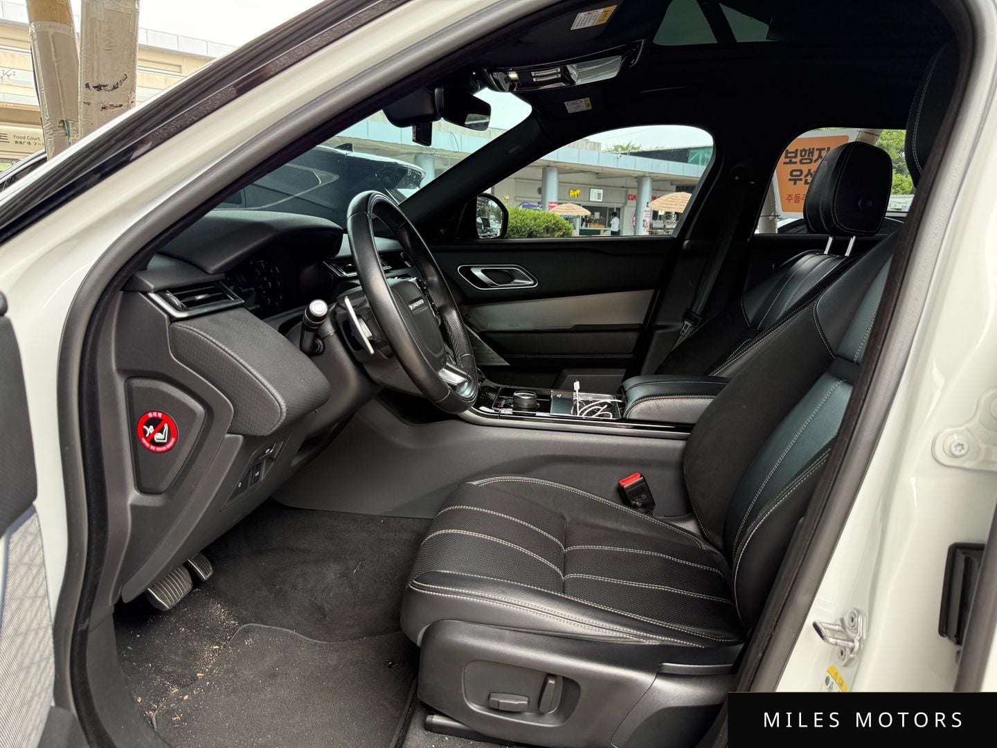 Land Rover Range Rover Velar 2018 — миниатюра 10