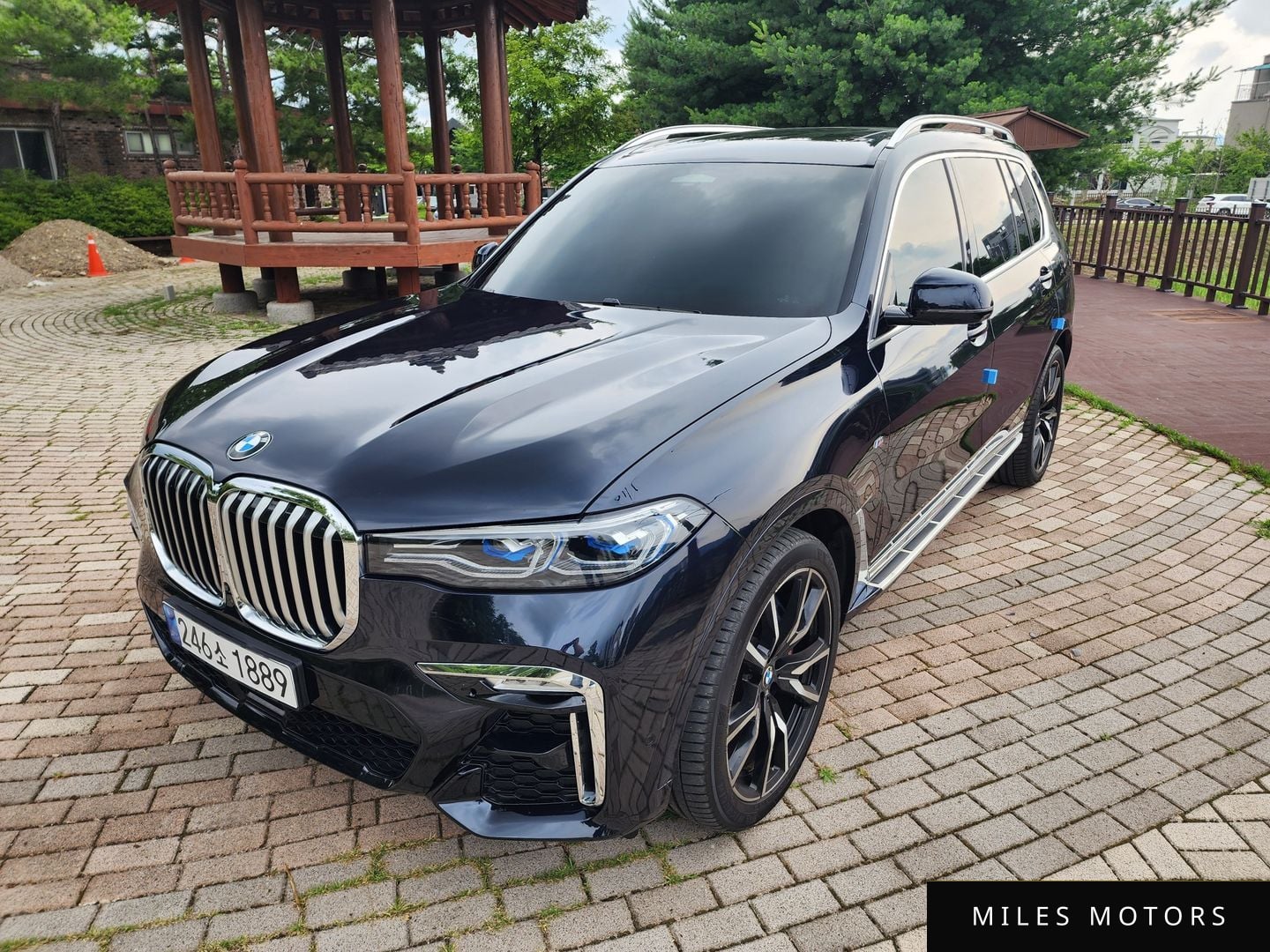 BMW X7 (G07) 2021 — фото 1 из 12