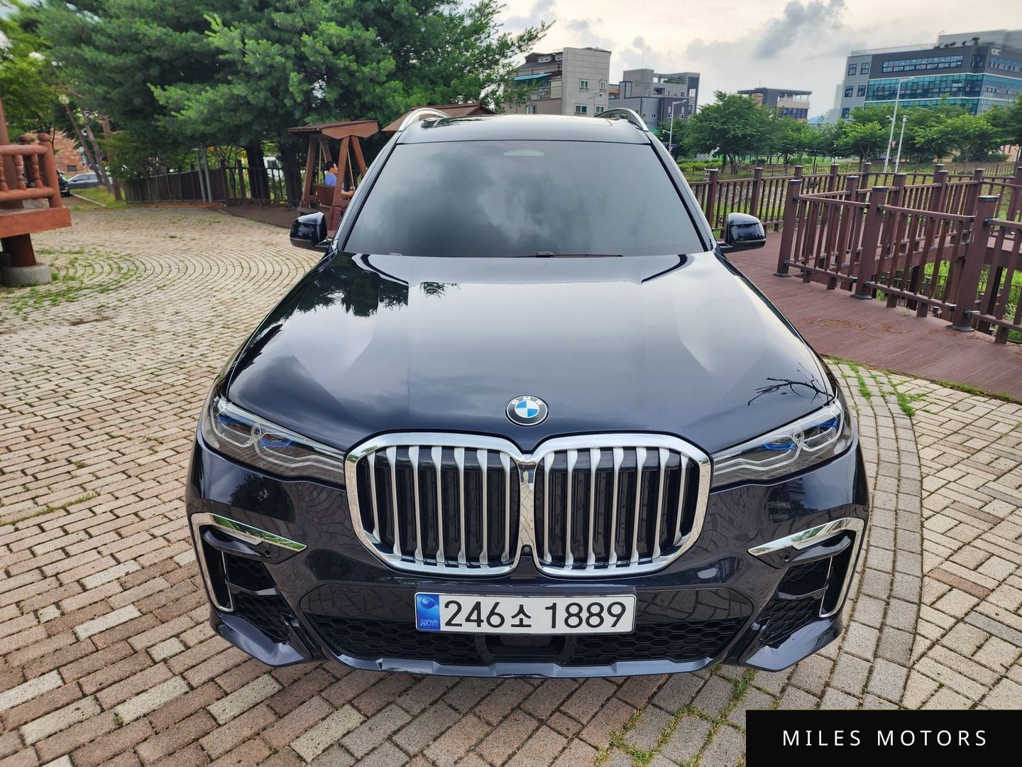 BMW X7 (G07) 2021 — миниатюра 2