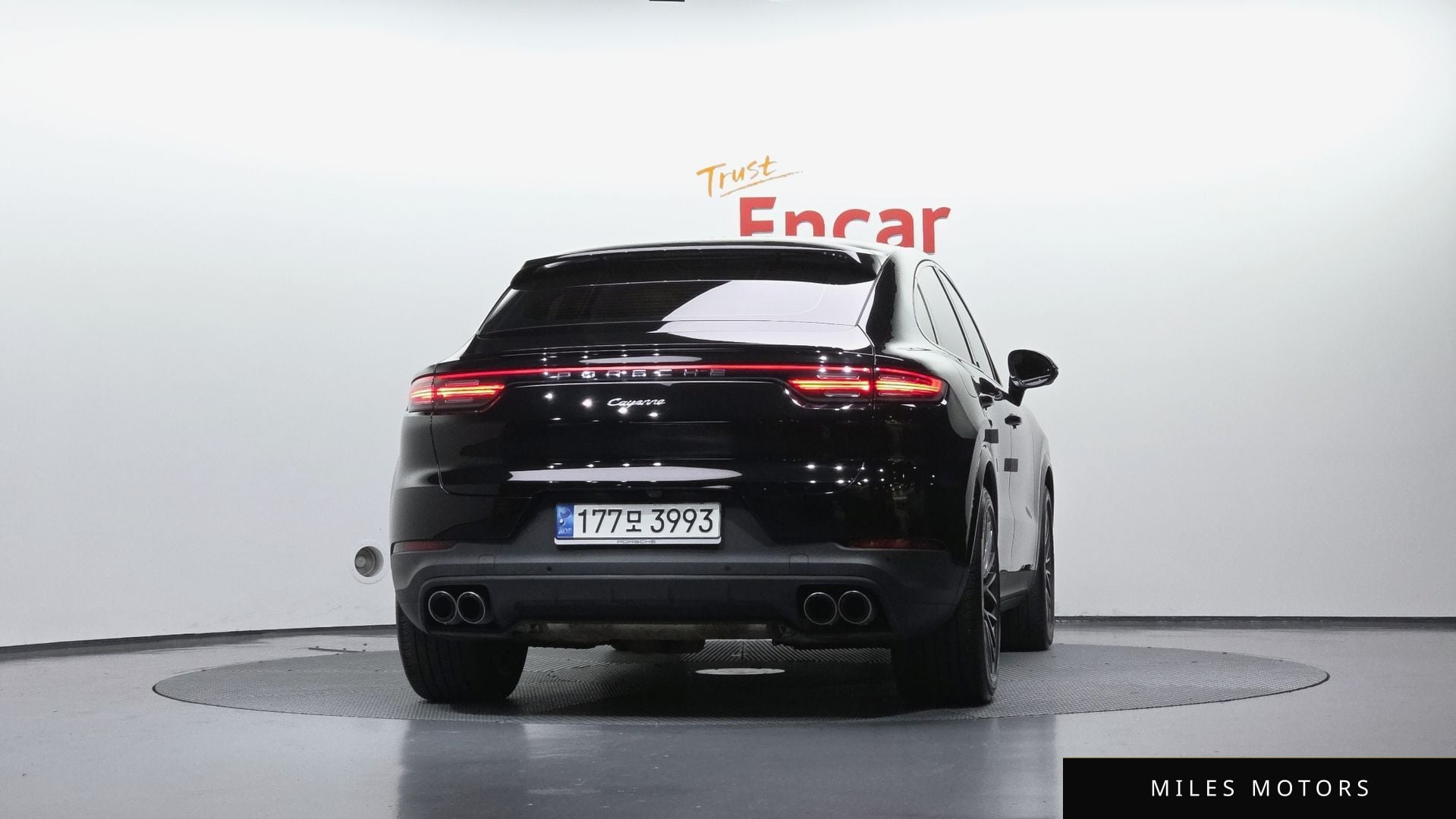 Porsche Cayenne 2023 — миниатюра 4