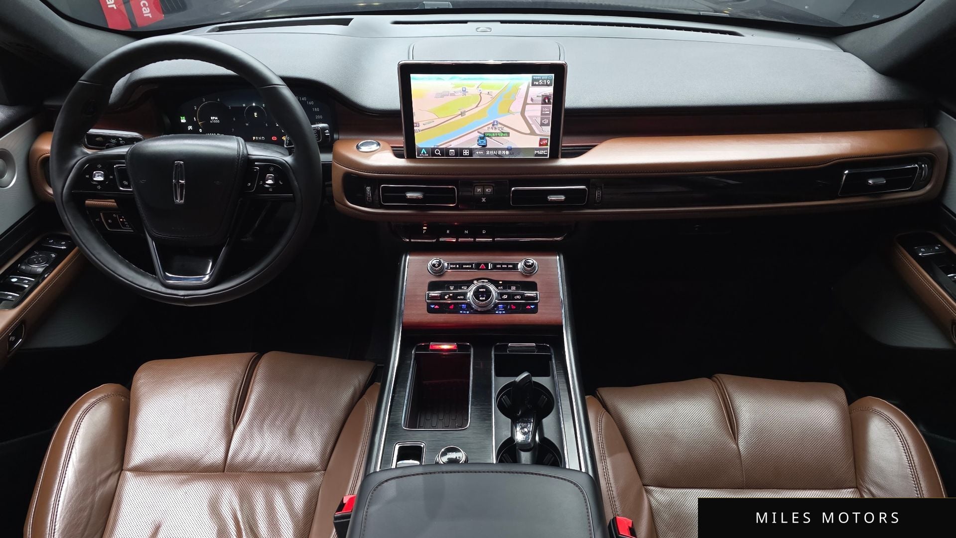 Lincoln Aviator 2021 — миниатюра 10