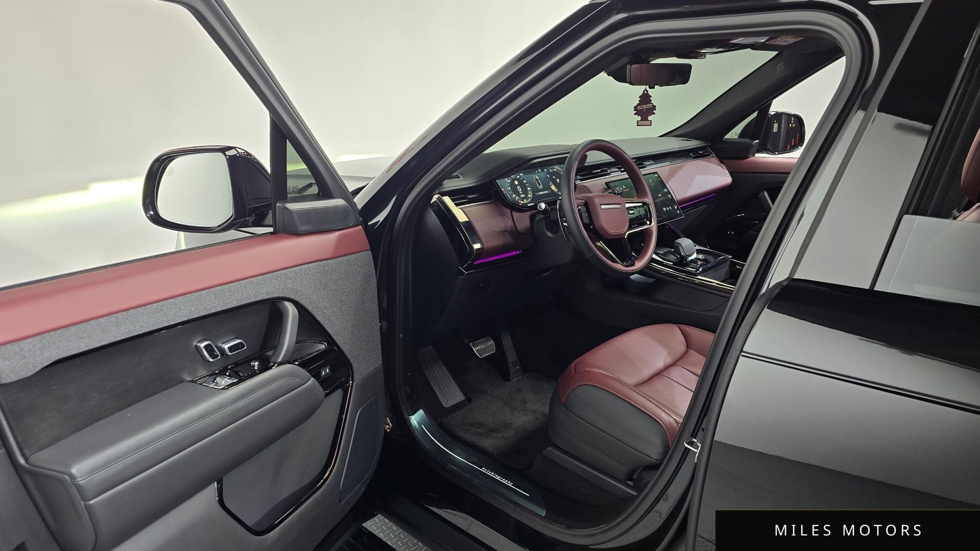 Land Rover Range Rover Sport 2026 — миниатюра 12