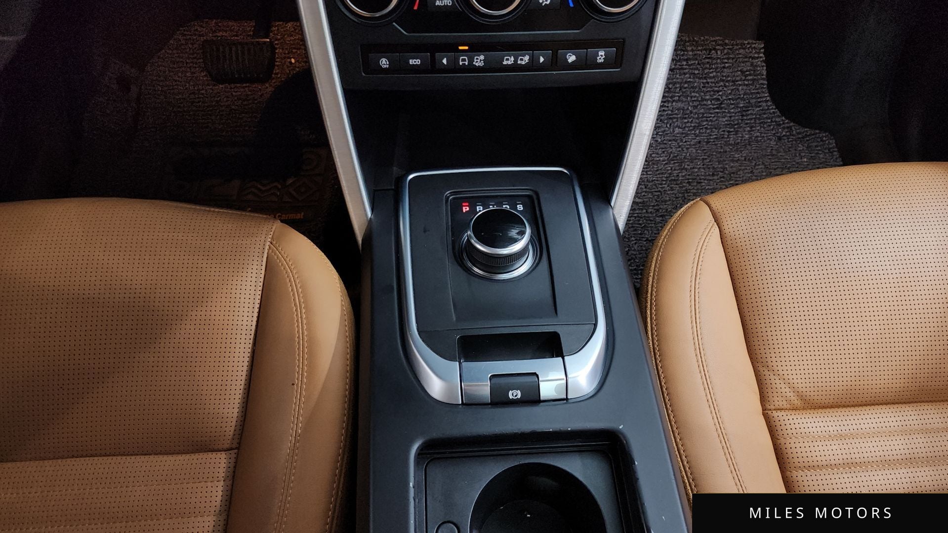 Land Rover Discovery Sport 2018 — миниатюра 12