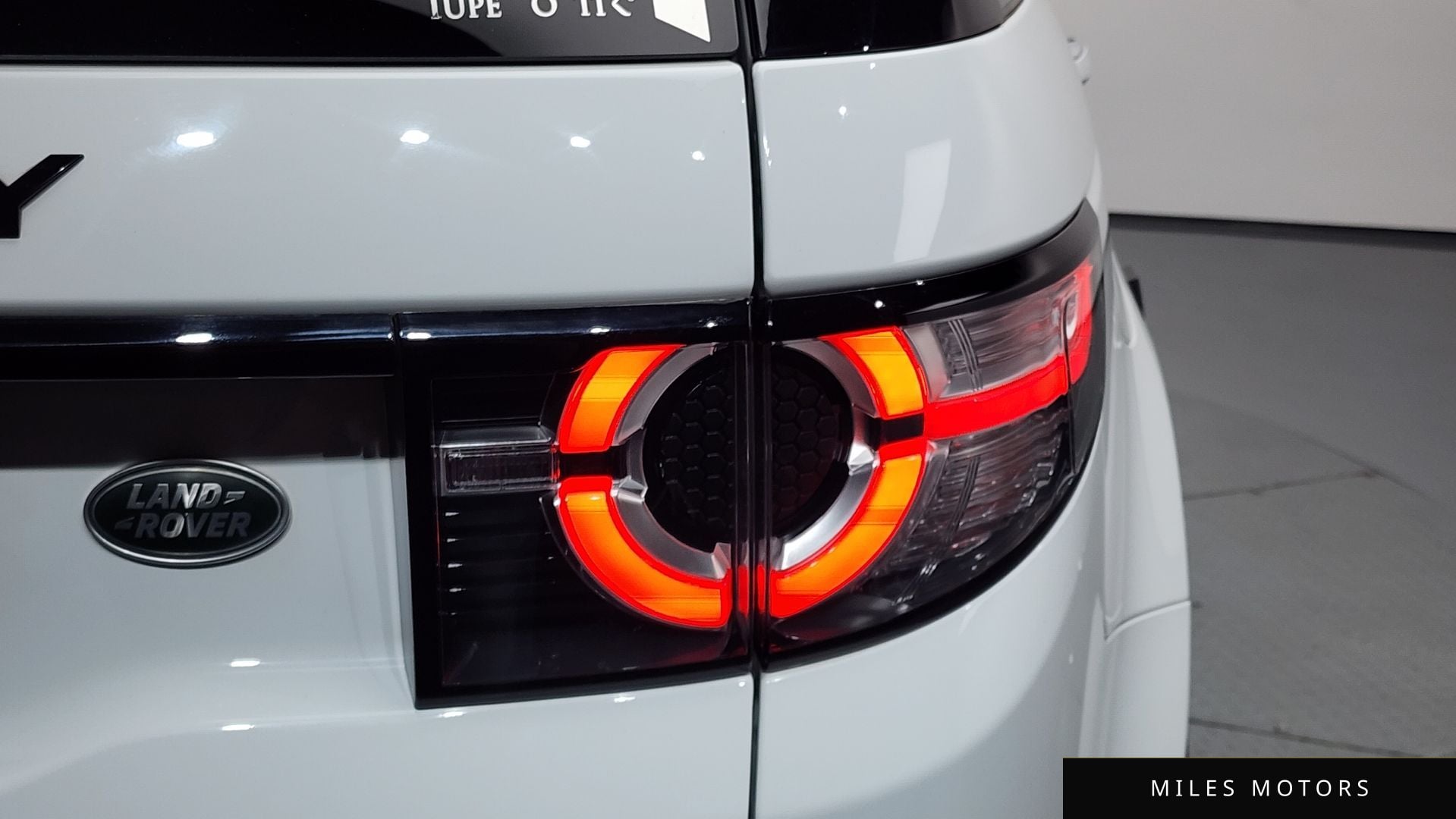 Land Rover Discovery Sport 2018 — миниатюра 9