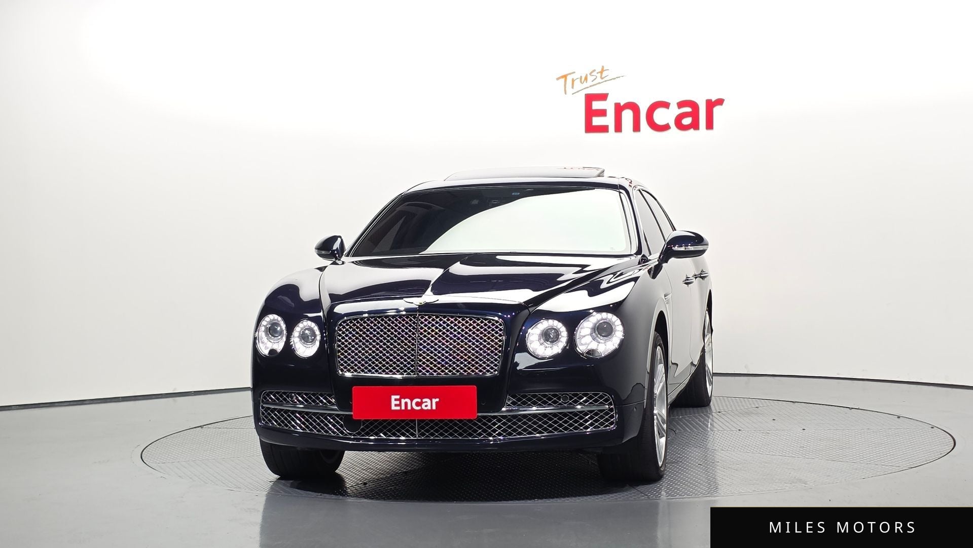 Bentley Flying Spur 2015 — миниатюра 3