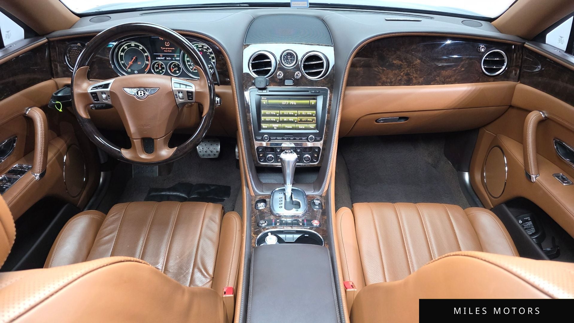 Bentley Flying Spur 2015 — миниатюра 7