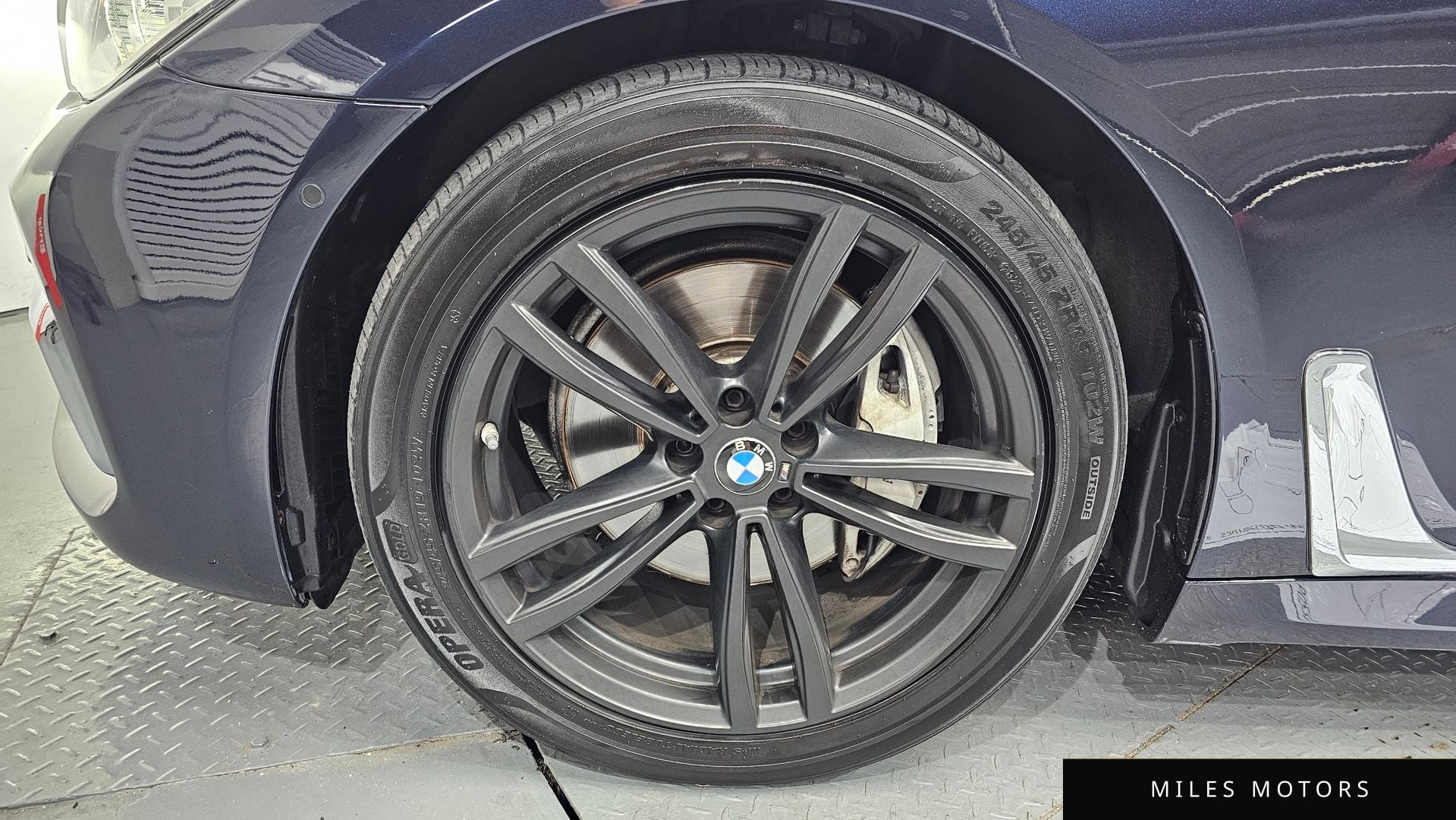 BMW 7 Series (G11) 2017 — миниатюра 5
