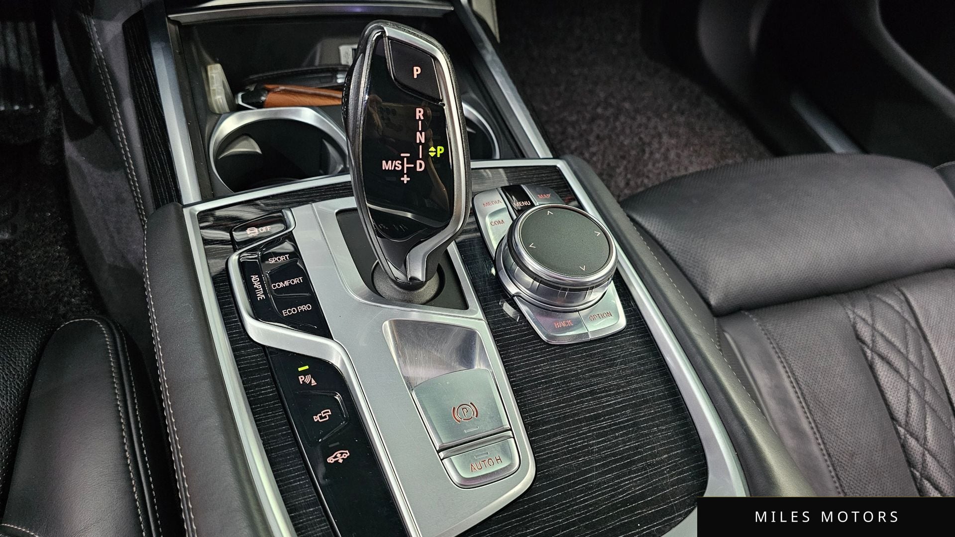 BMW 7 Series (G11) 2017 — миниатюра 9