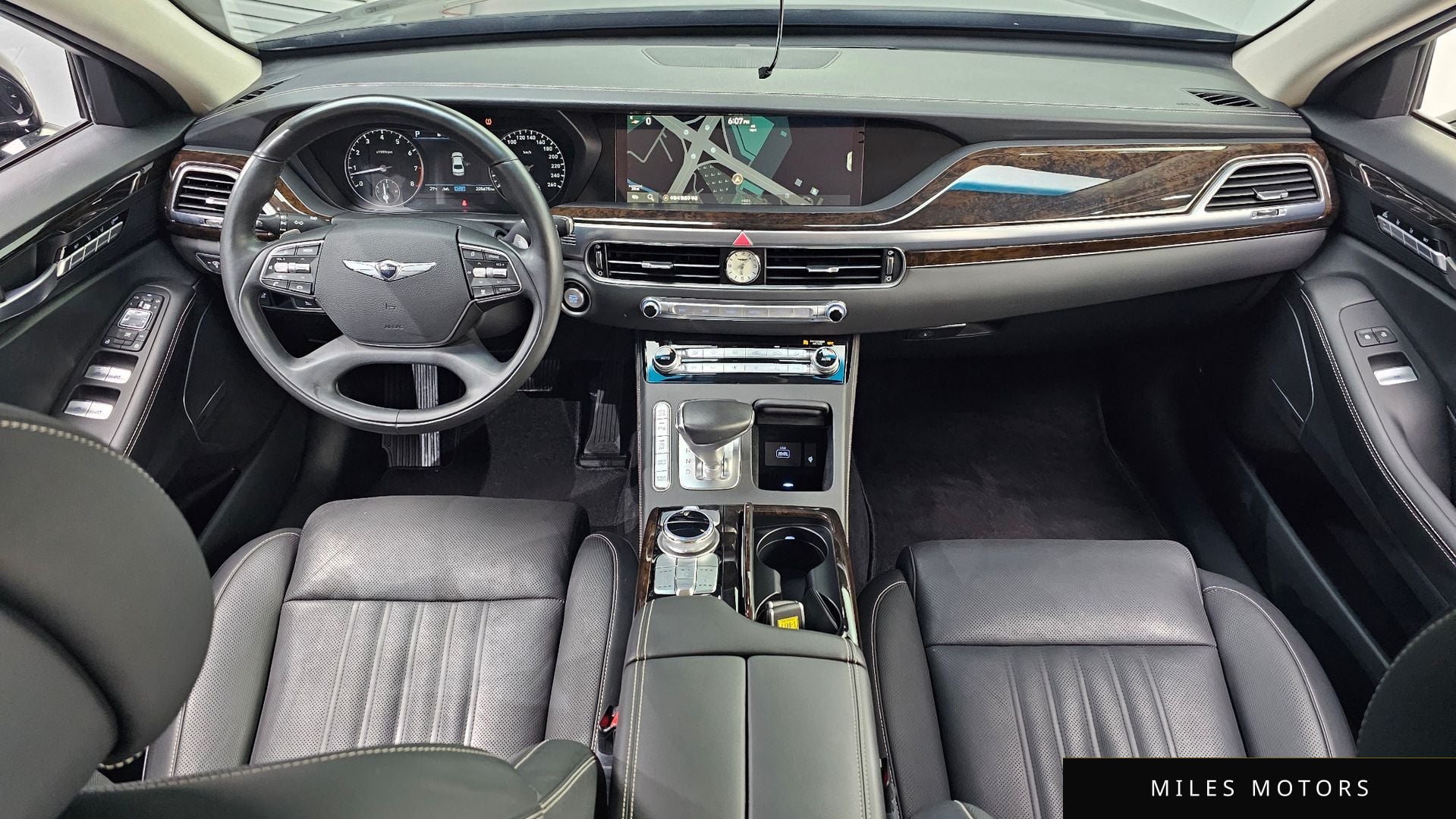 Genesis G90 2020 — миниатюра 7
