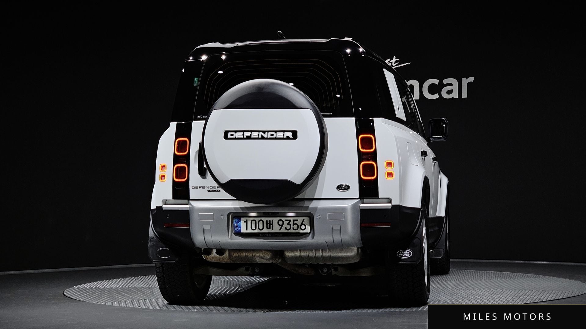 Land Rover Defender 2020 — миниатюра 4