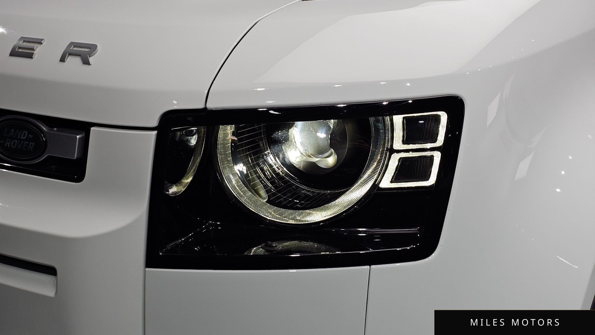 Land Rover Defender 2020 — миниатюра 8