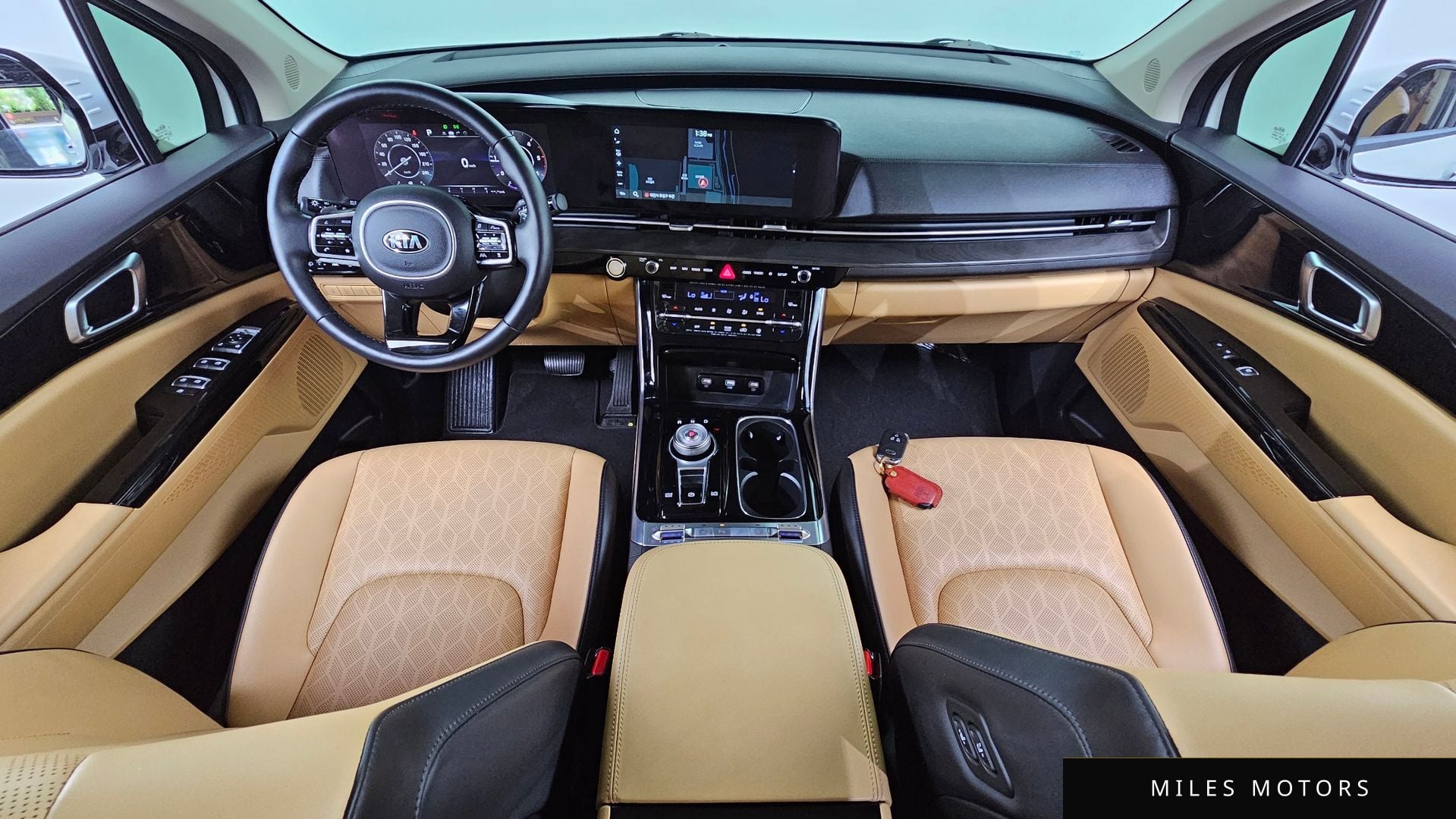 Kia Carnival 2021 — миниатюра 10