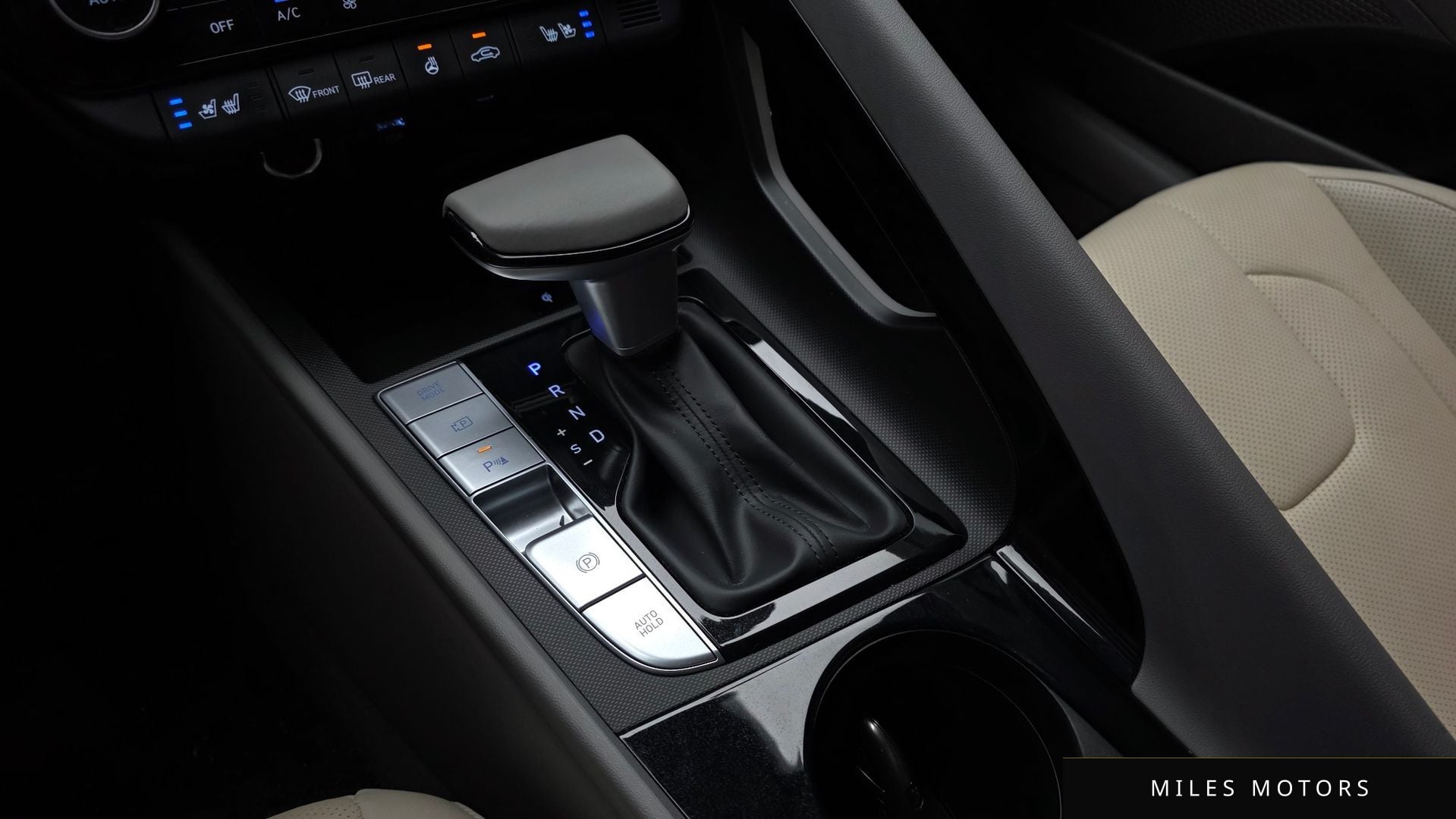 Hyundai AVANTE 2024 — миниатюра 12