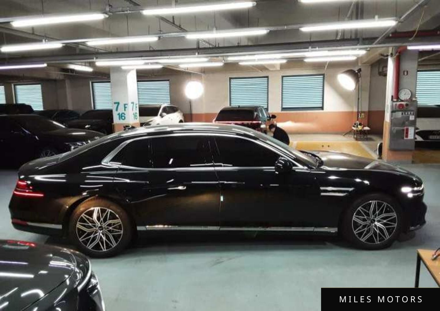 Genesis G90 (RS4) 2022 — миниатюра 11