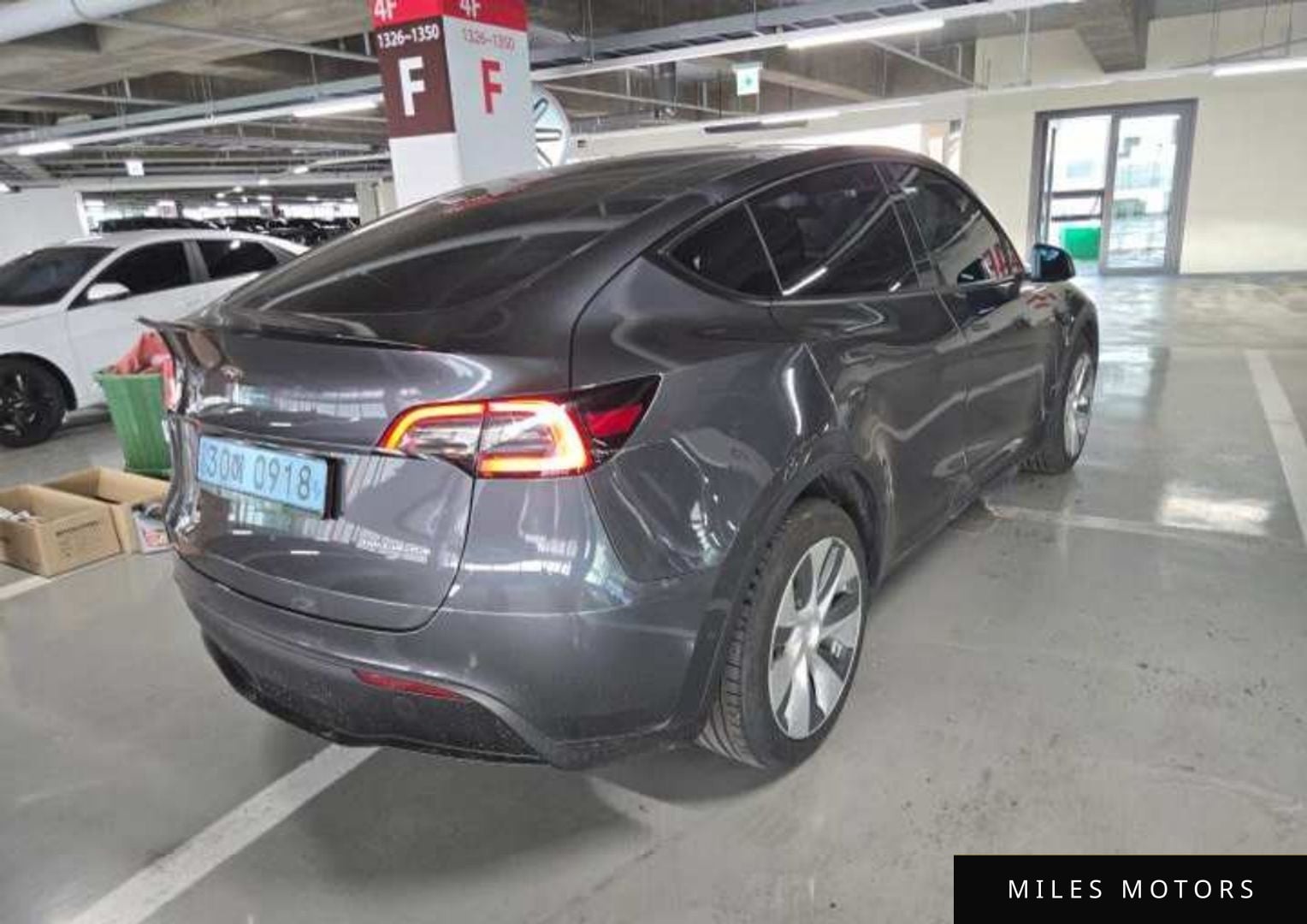 Tesla Model Y 2022 — миниатюра 6