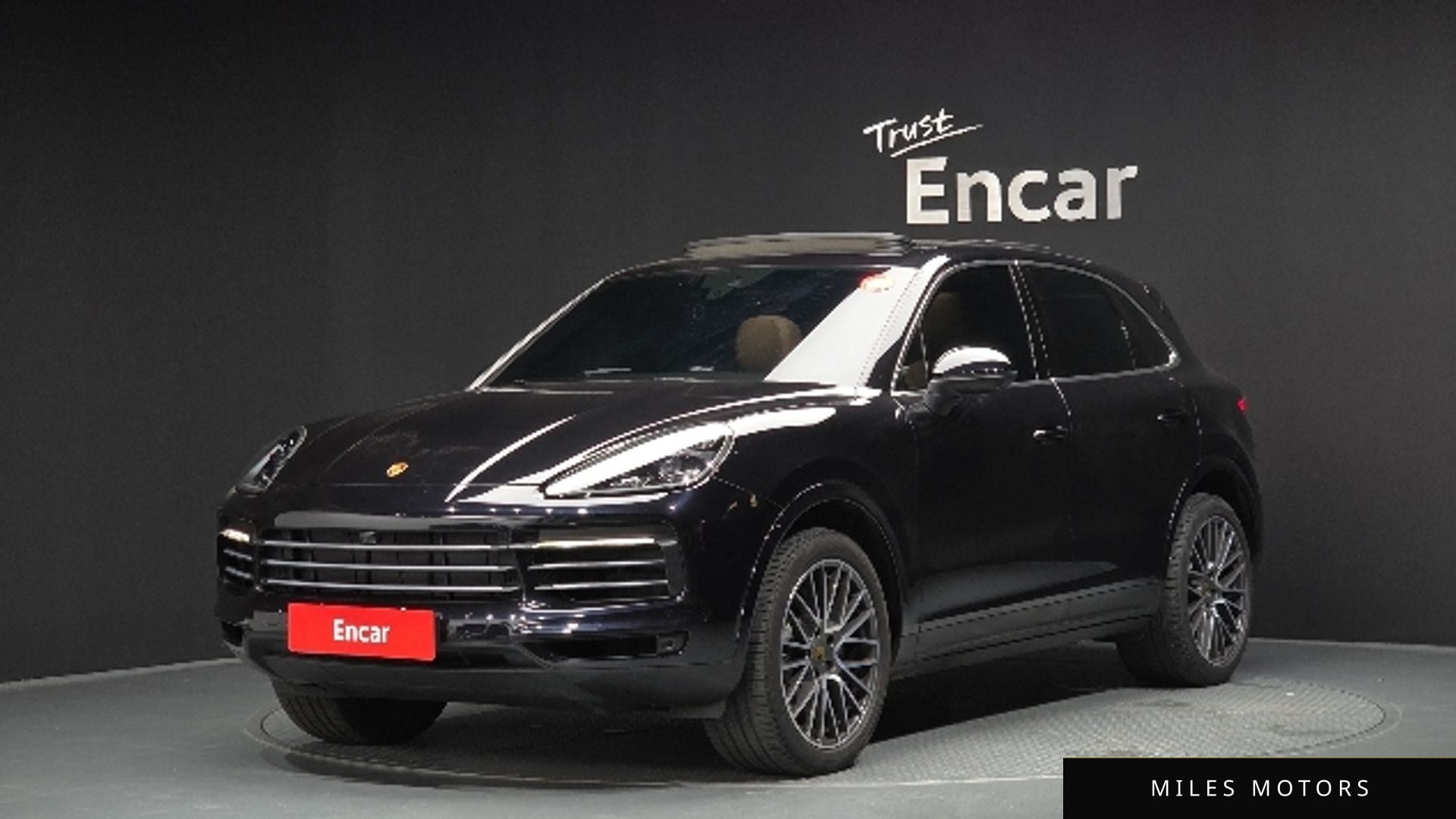 Porsche Cayenne 2019 — миниатюра 3