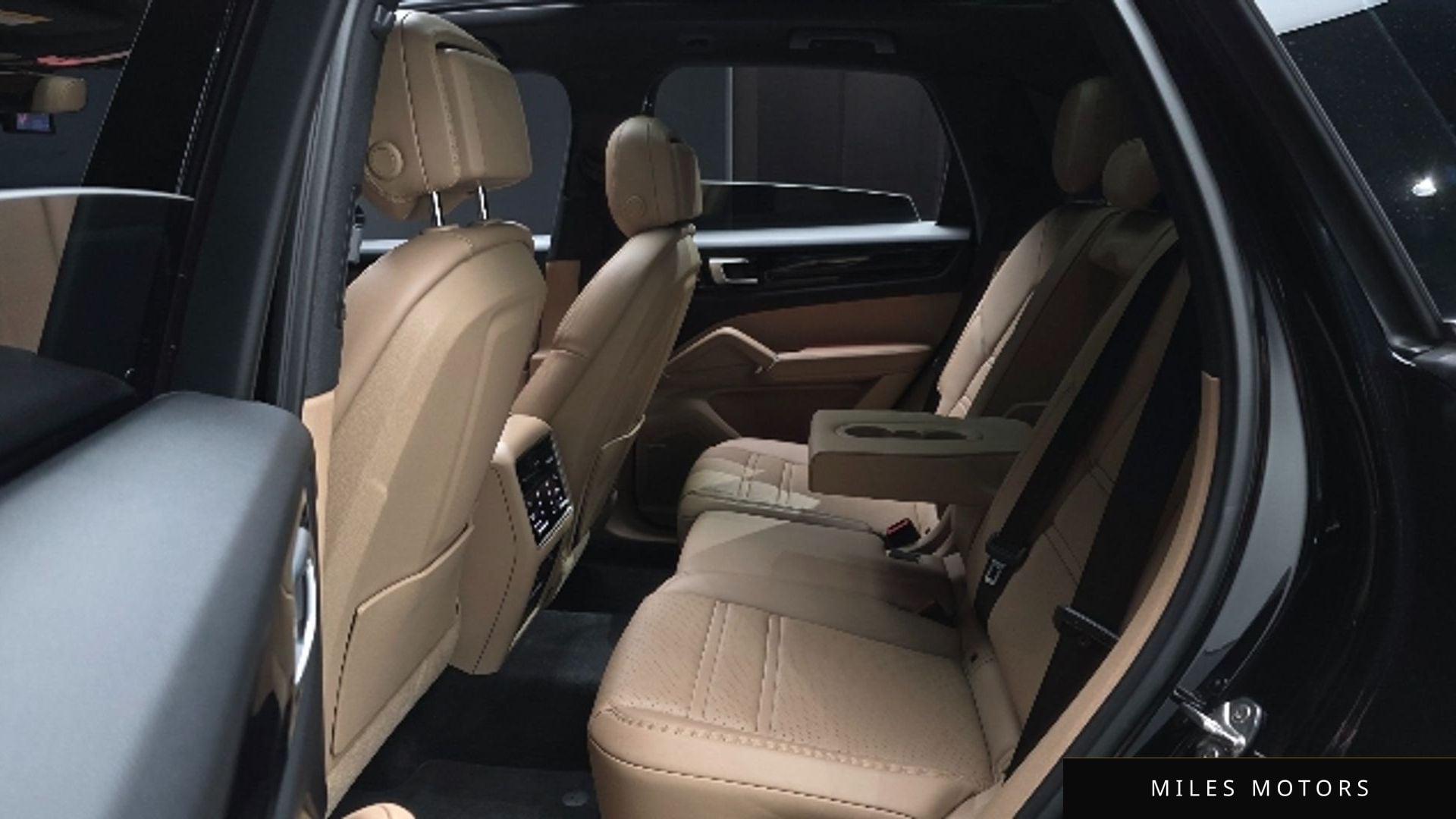 Porsche Cayenne 2019 — миниатюра 11