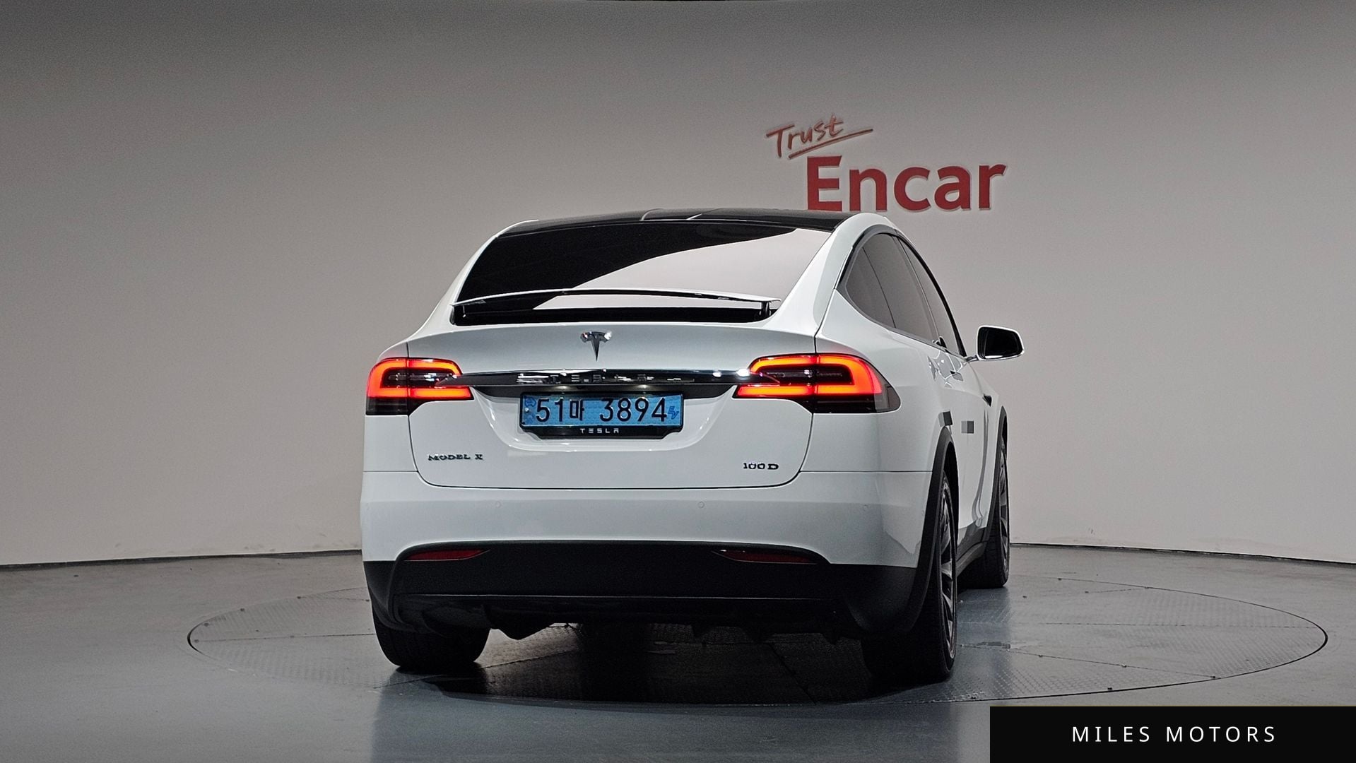 Tesla Model X 2019 — миниатюра 4