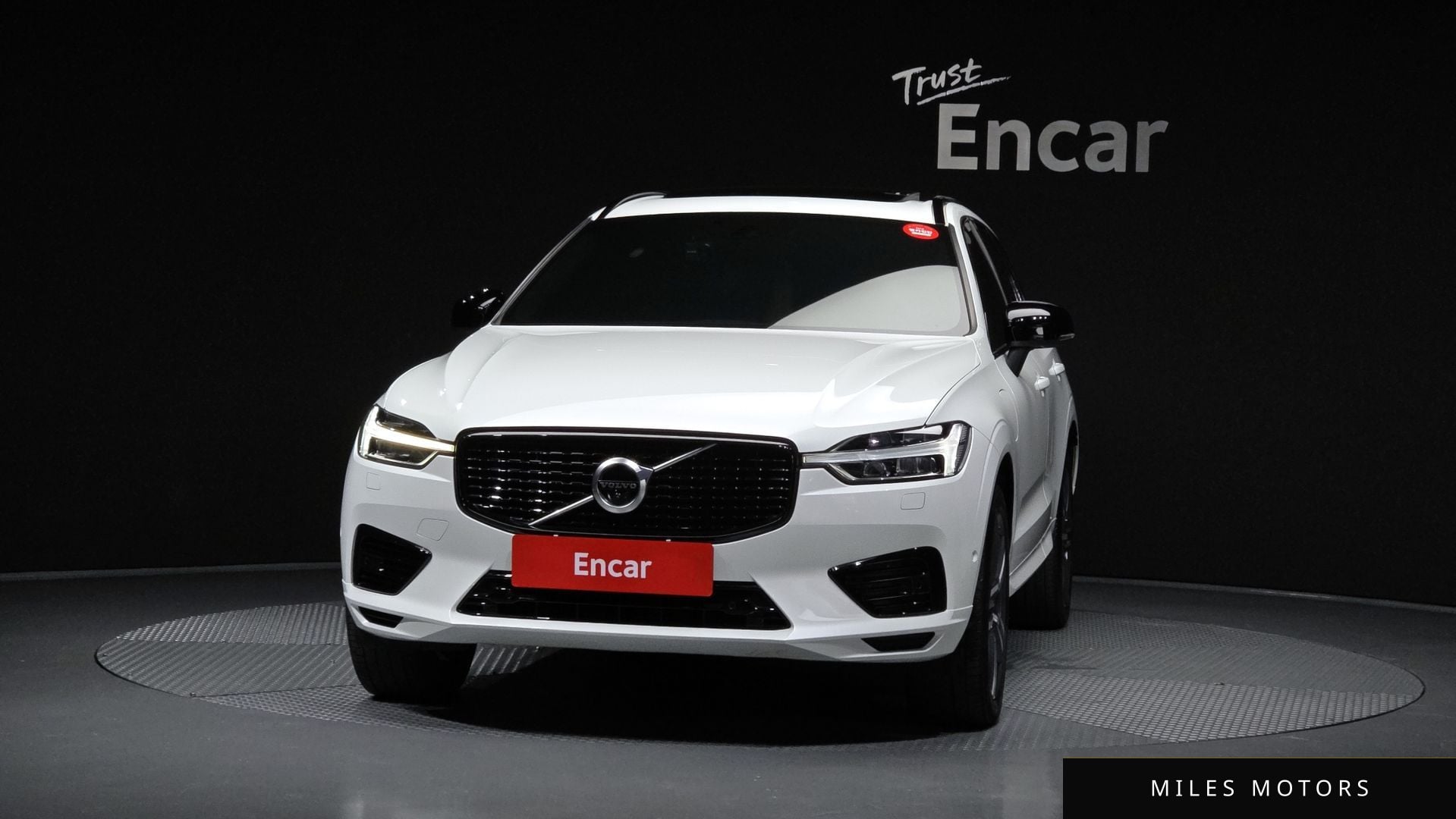 Volvo XC60 2021 — миниатюра 3