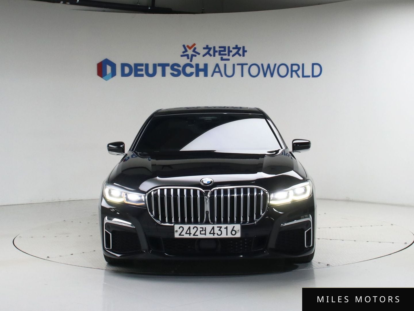 BMW 7 Series (G11) 2021 — миниатюра 4