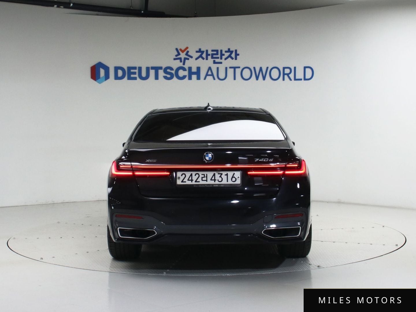 BMW 7 Series (G11) 2021 — миниатюра 5