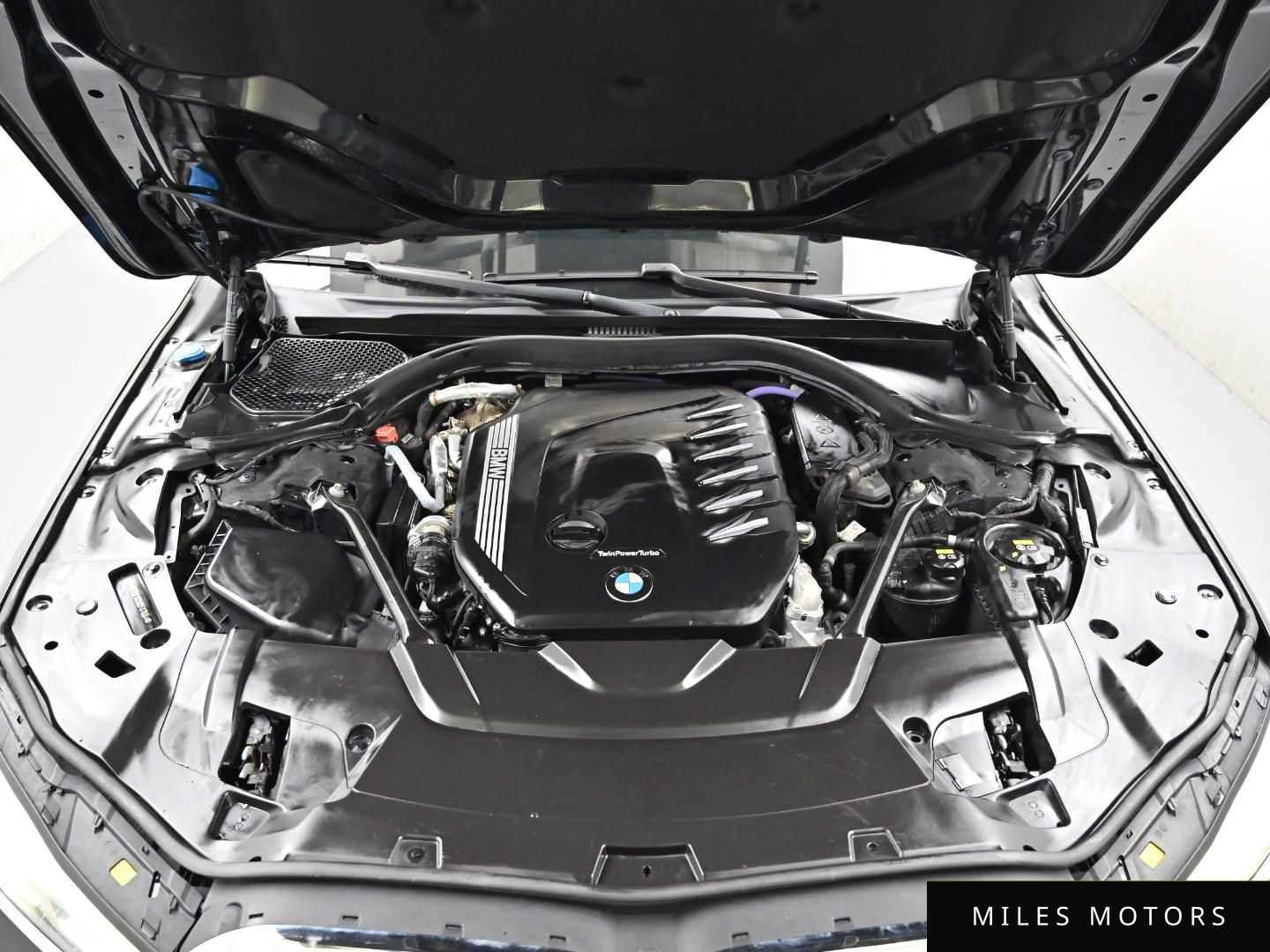 BMW 7 Series (G11) 2021 — миниатюра 6