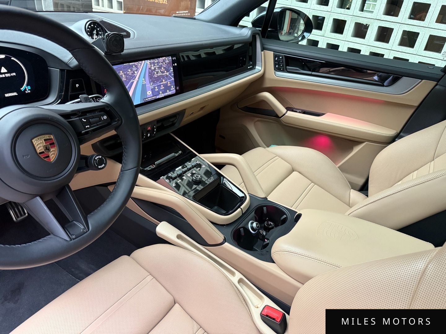 Porsche Cayenne 2025 — миниатюра 9
