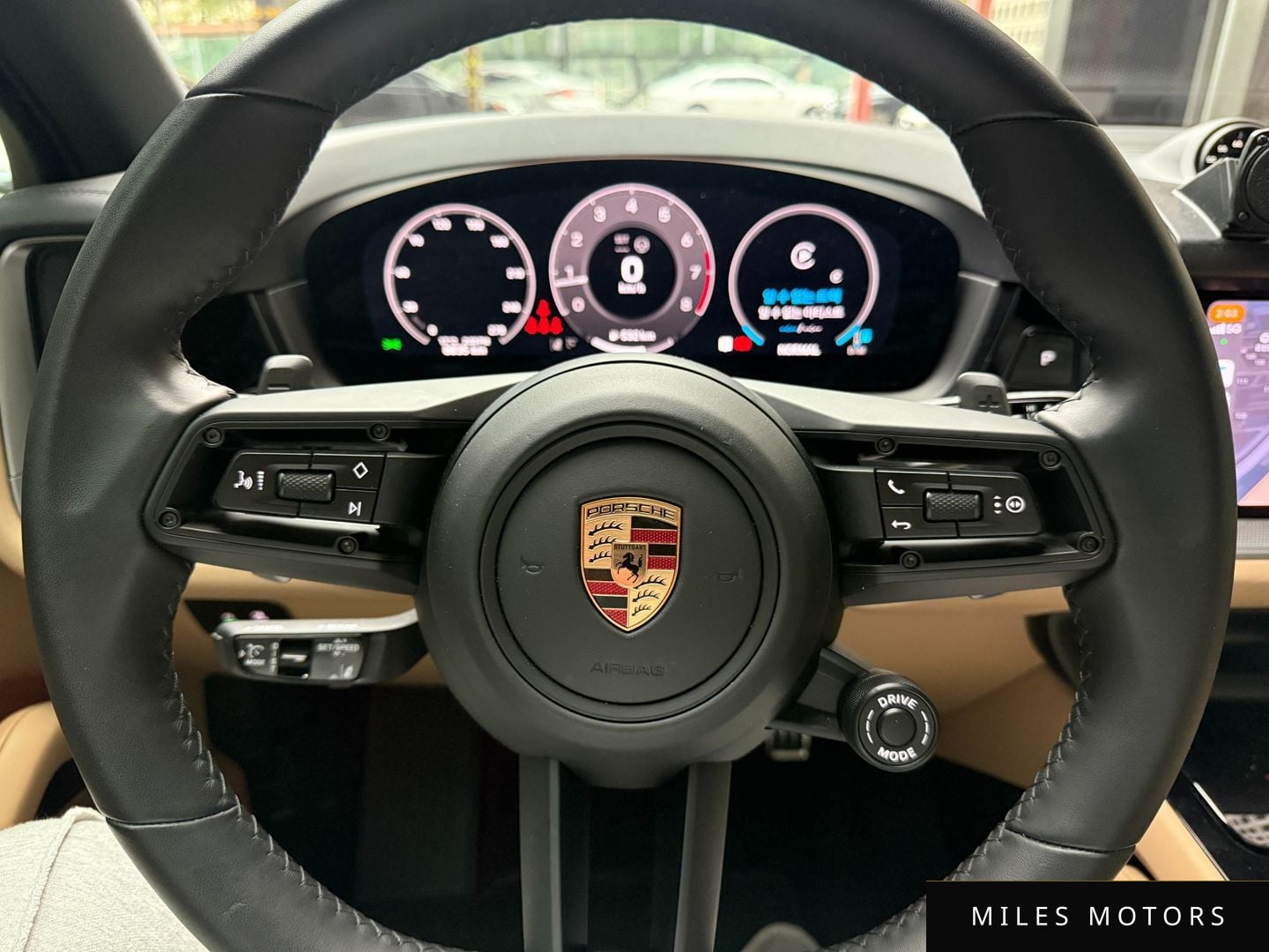 Porsche Cayenne 2025 — миниатюра 11