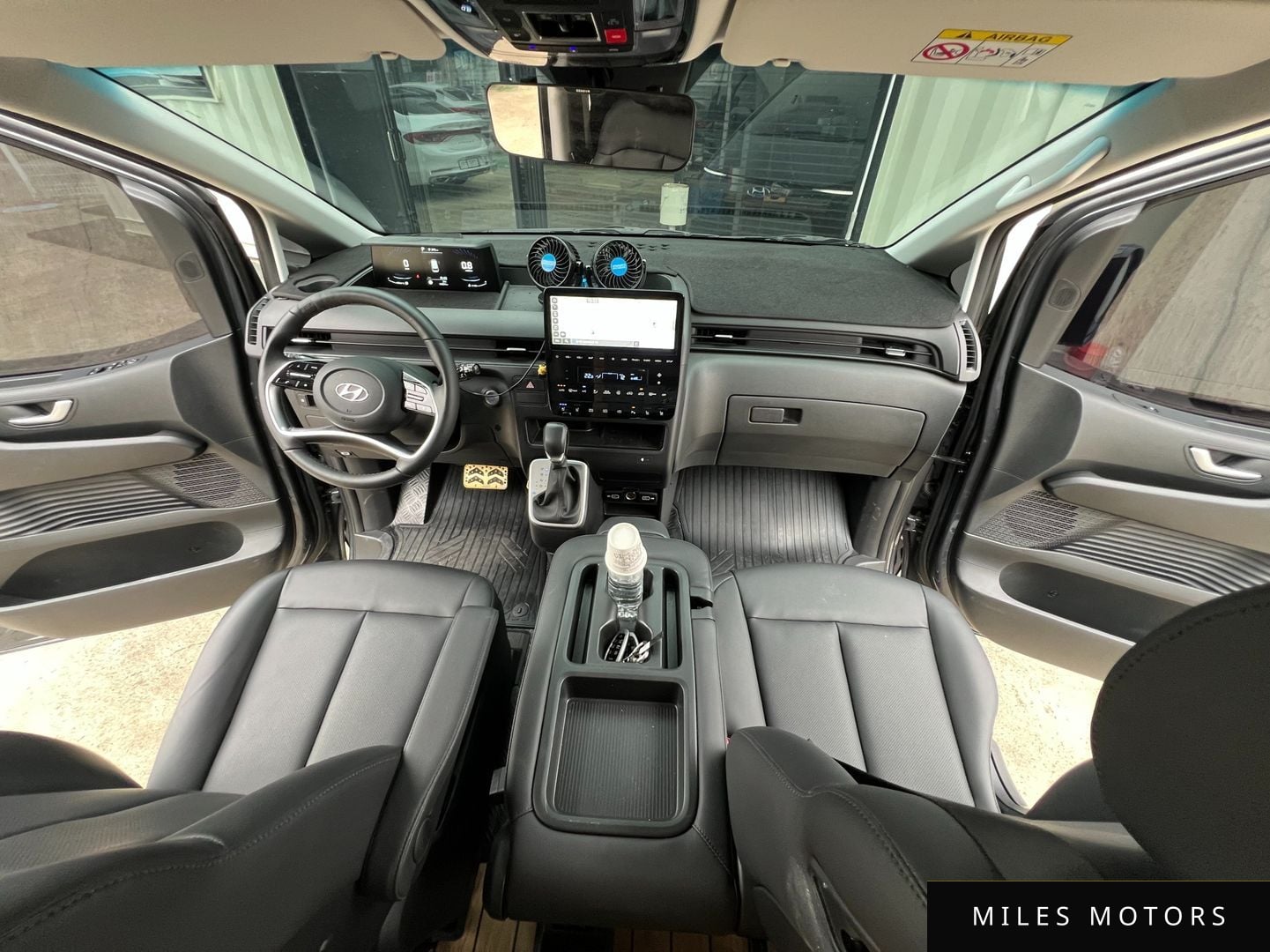 Hyundai Staria 2023 — миниатюра 4