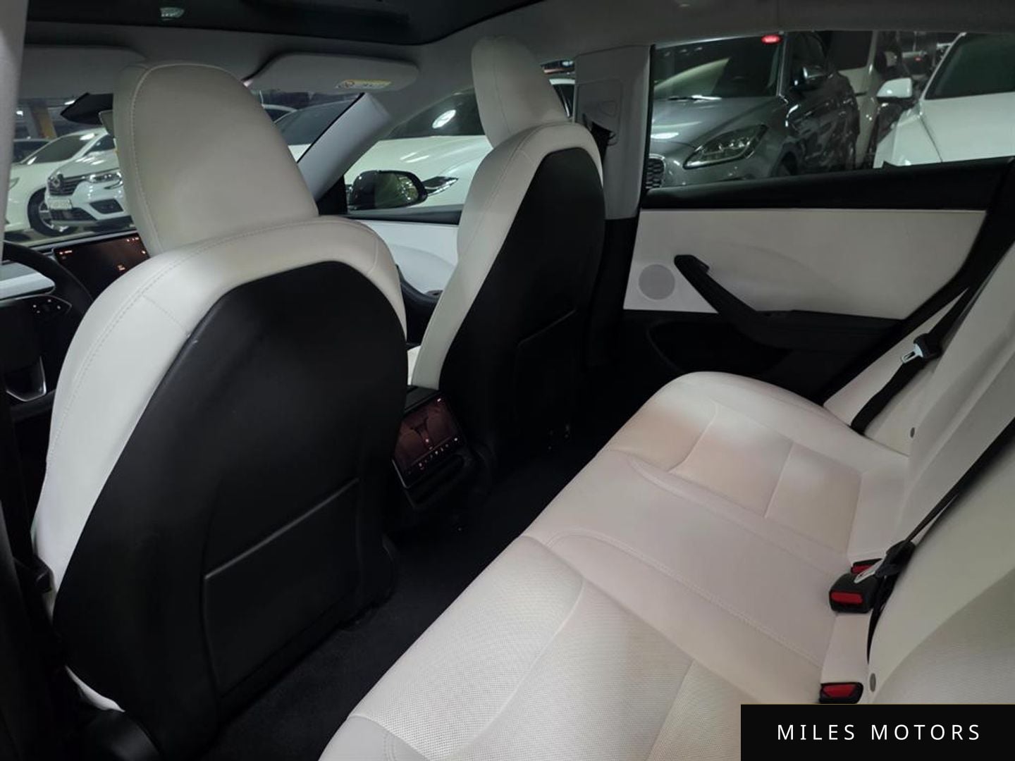 Tesla Model 3 2024 — миниатюра 11