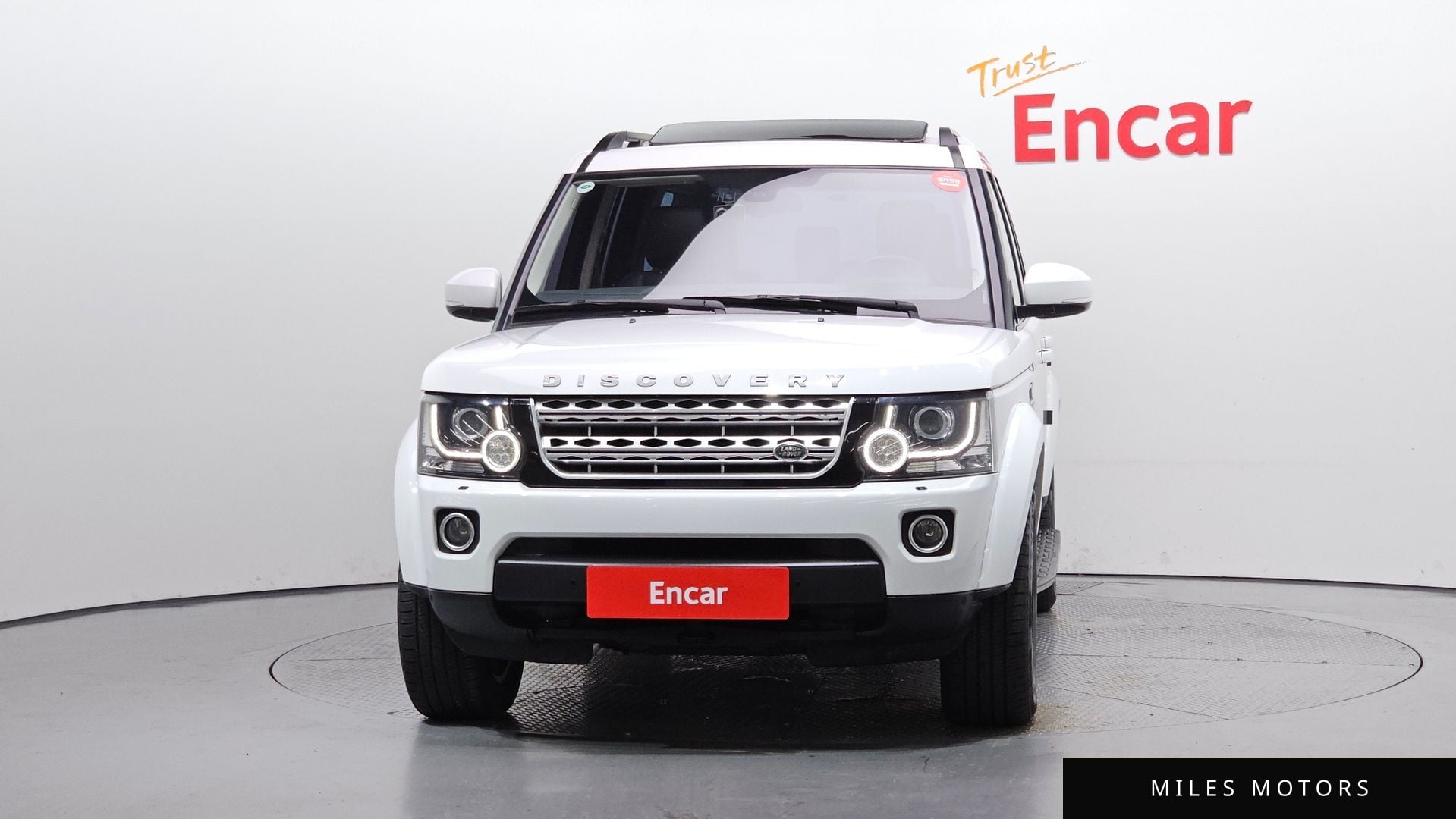 Land Rover Discovery 2014 — миниатюра 3
