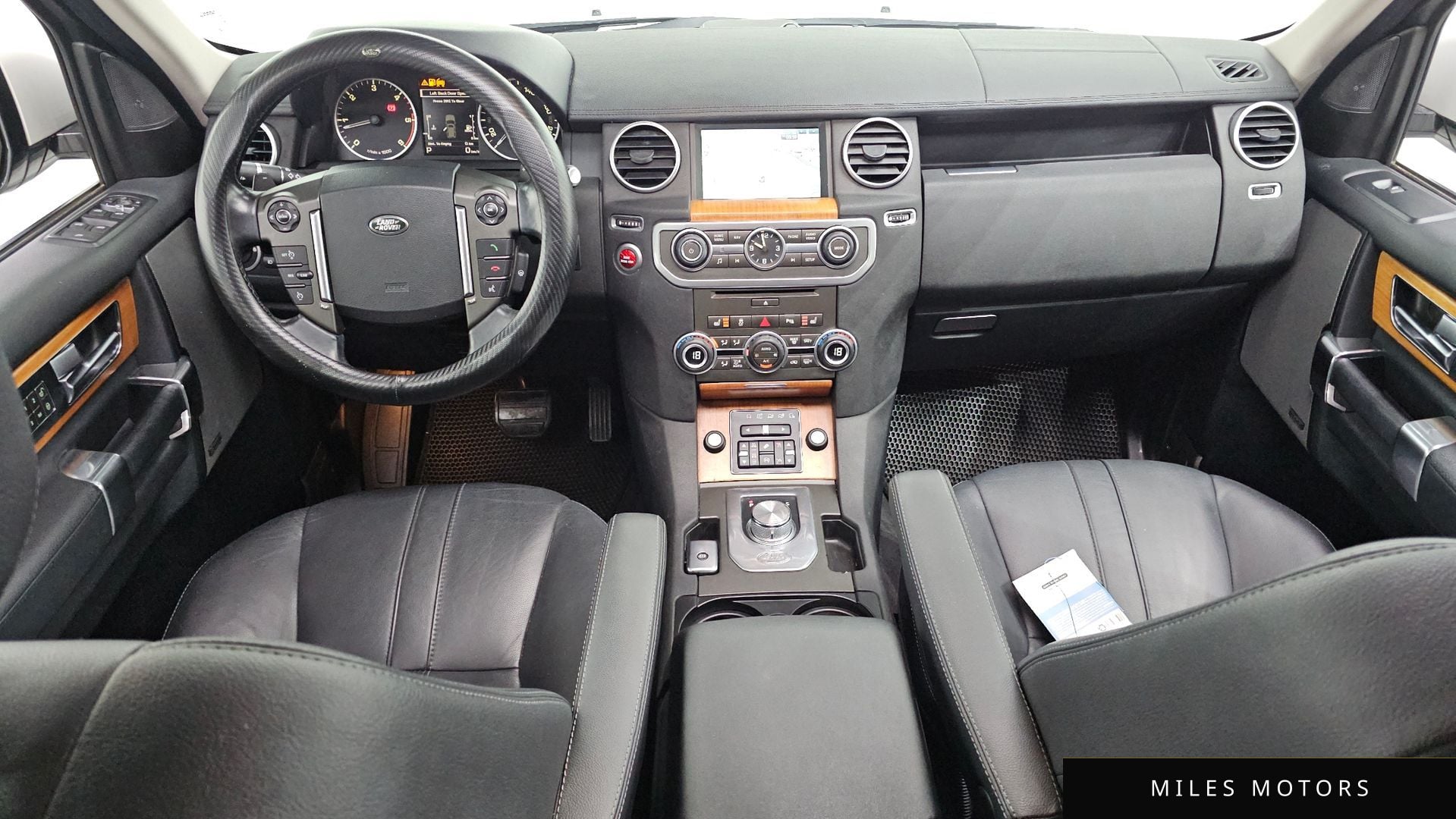 Land Rover Discovery 2014 — миниатюра 7