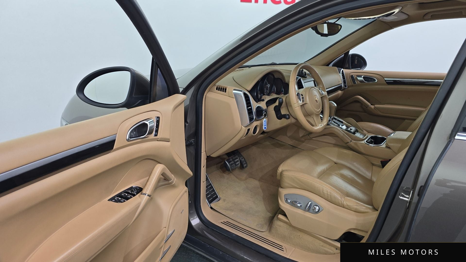Porsche Cayenne 2013 — миниатюра 10