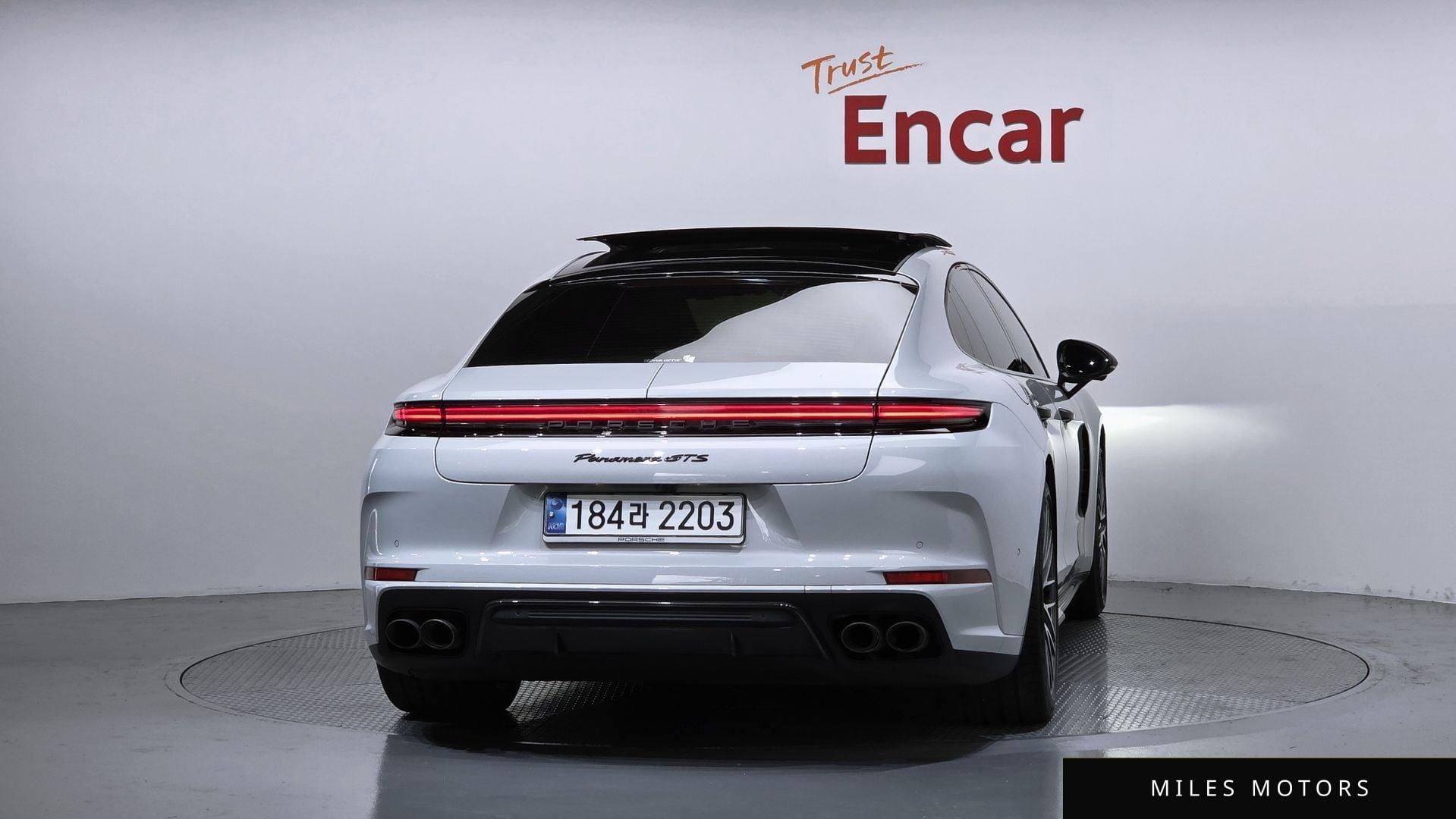 Porsche Panamera 2025 — миниатюра 4