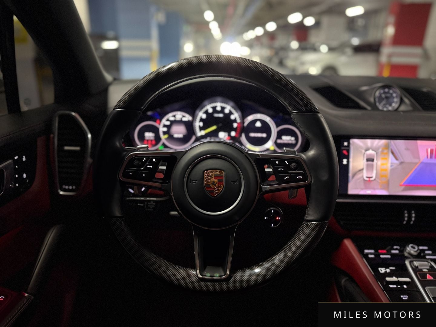 Porsche Cayenne 2023 — миниатюра 8