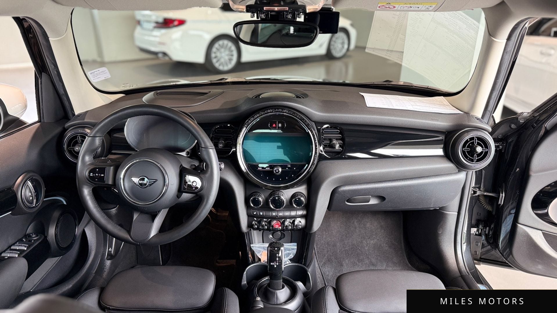 MINI Cooper 2024 — миниатюра 7