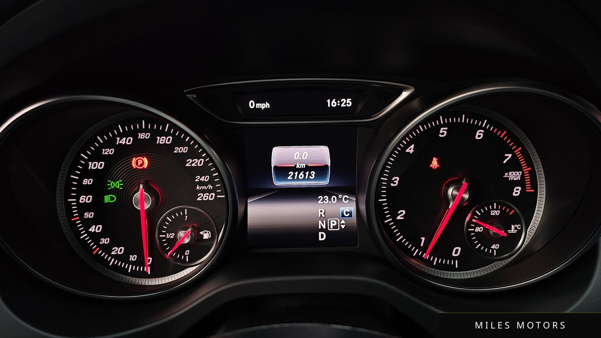 Mercedes-Benz CLA-Class C117 2018 — миниатюра 11