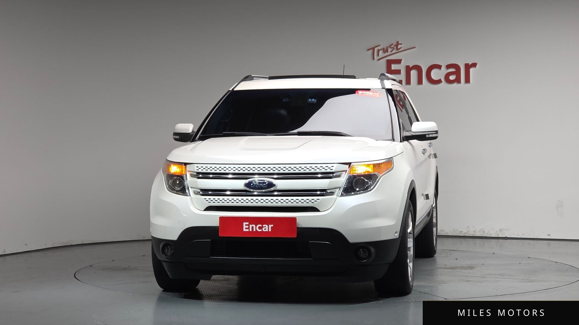 Ford Explorer 2015 — миниатюра 2