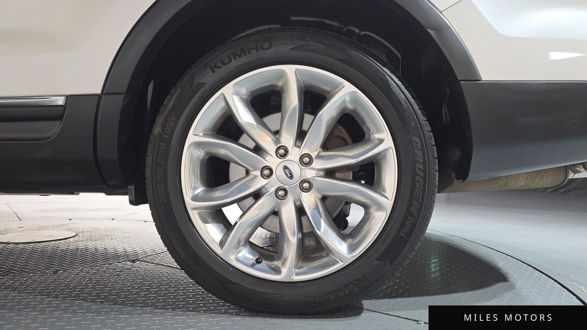 Ford Explorer 2015 — миниатюра 6